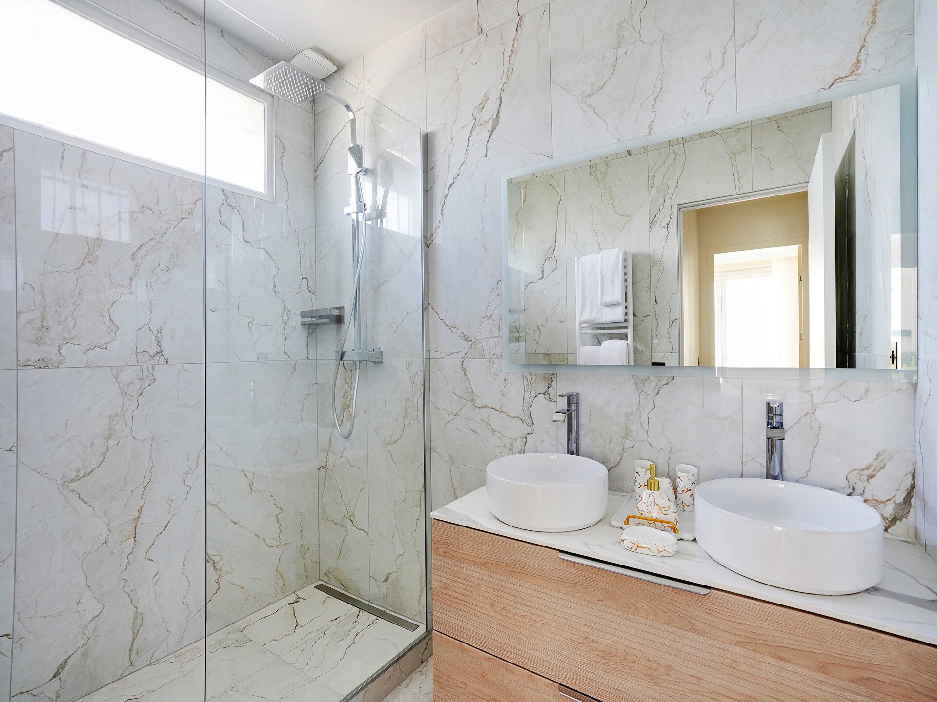 Modern appartement van 70 m² met balkon, vlakbij de Seine en Eiffeltoren - foto 19