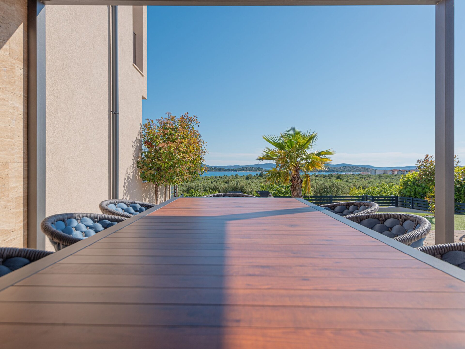 Luxe vier-slaapkamer villa met privézwembad in Vodice, vlakbij zee - foto 43
