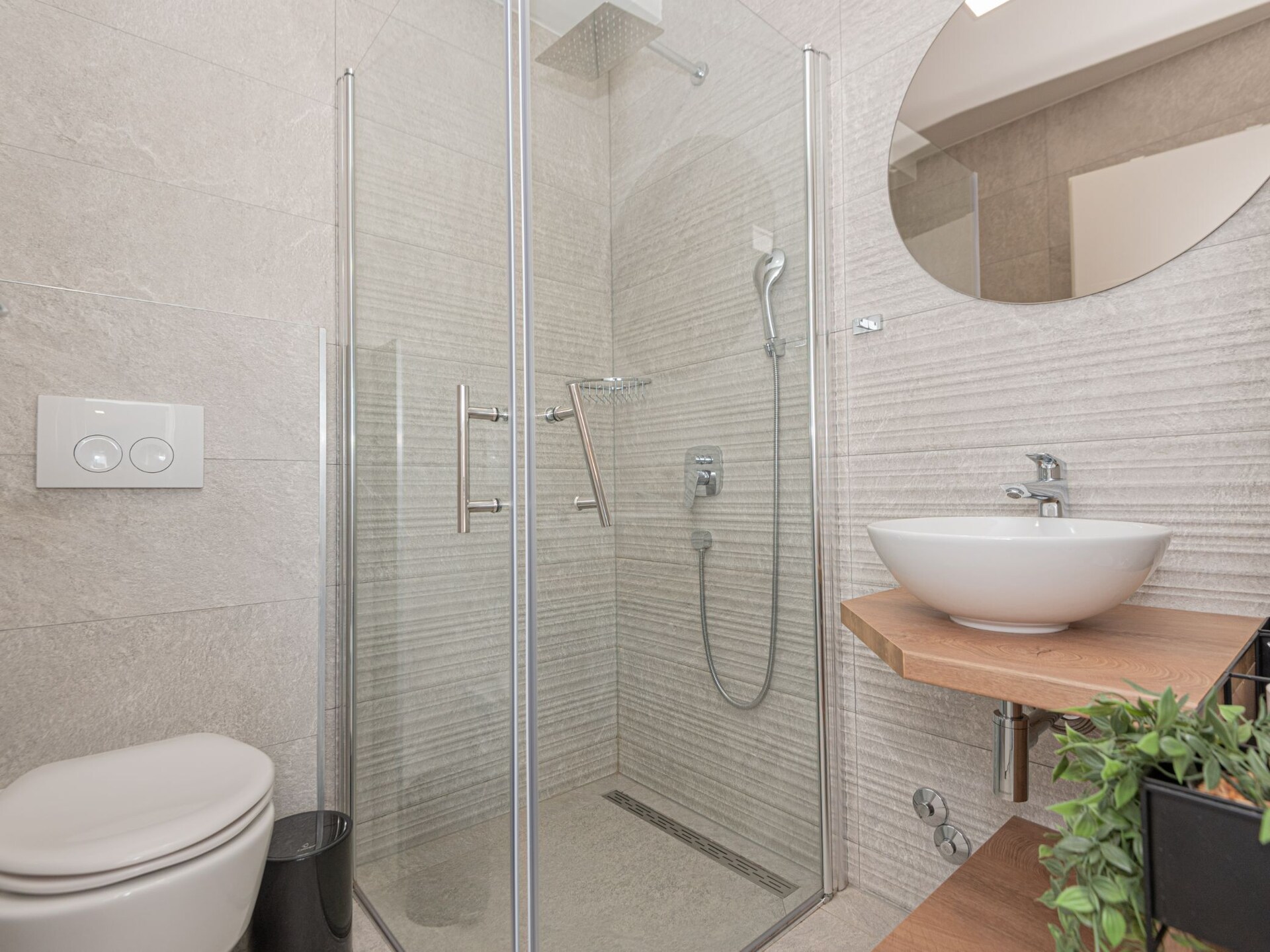 Luxe vier-slaapkamer villa met privézwembad in Vodice, vlakbij zee - foto 31