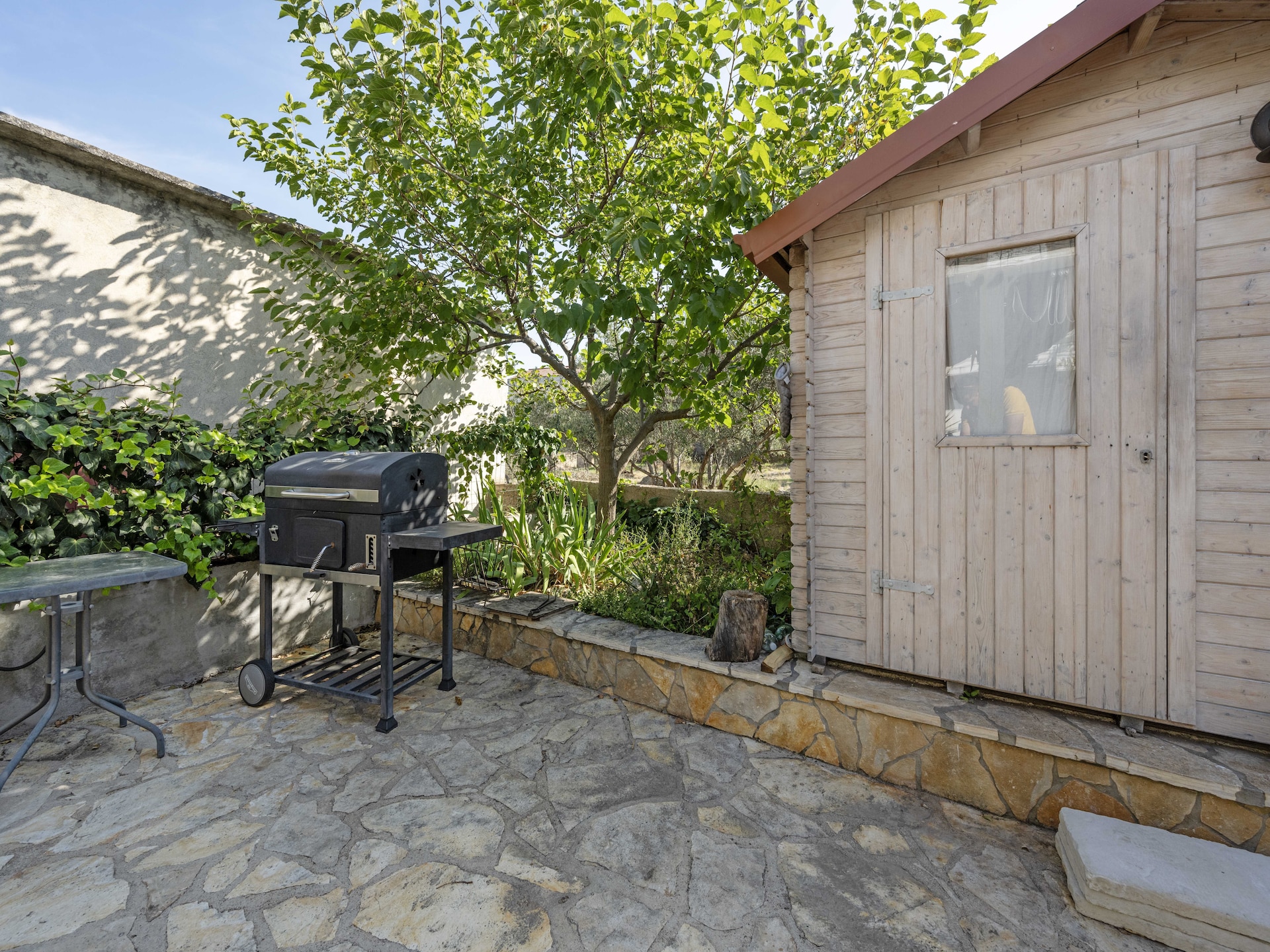 Aan het strand: Comfortabel appartement in Brodarica - foto 14