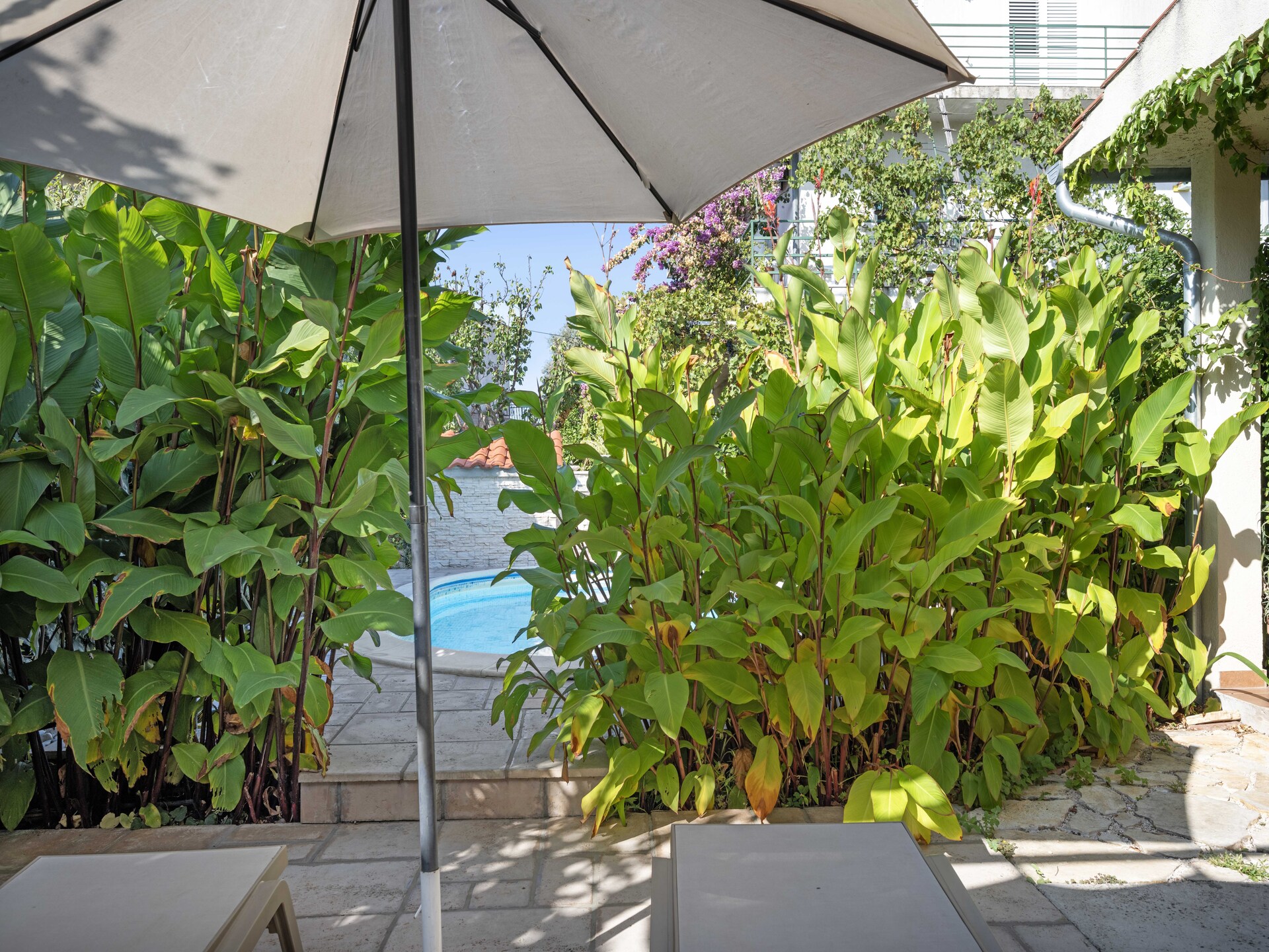 Aan het strand: Comfortabel appartement in Brodarica - foto 17