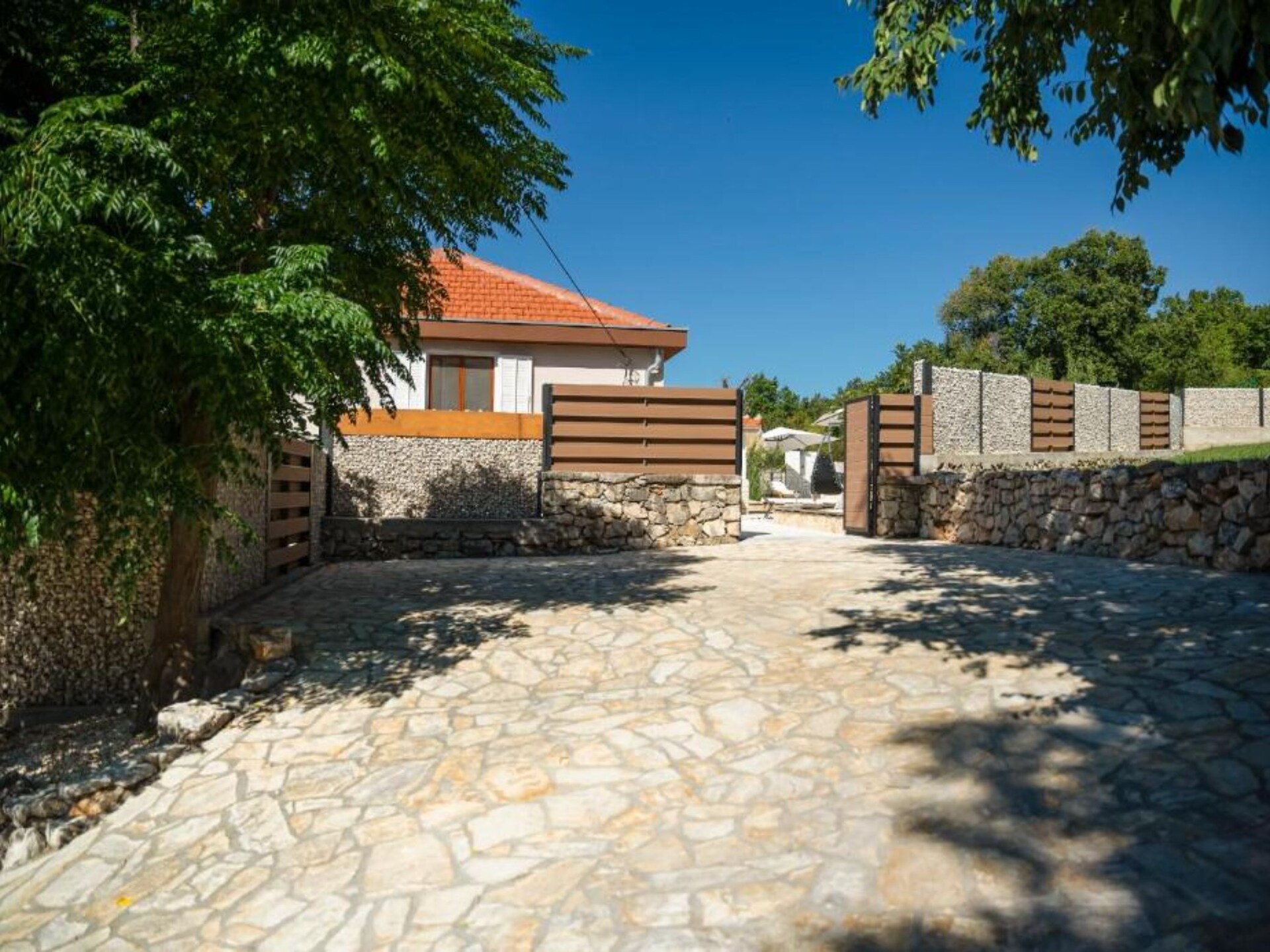 Ruime villa met privézwembad bij Drniš, vlakbij Krka Nationaal Park - foto 25