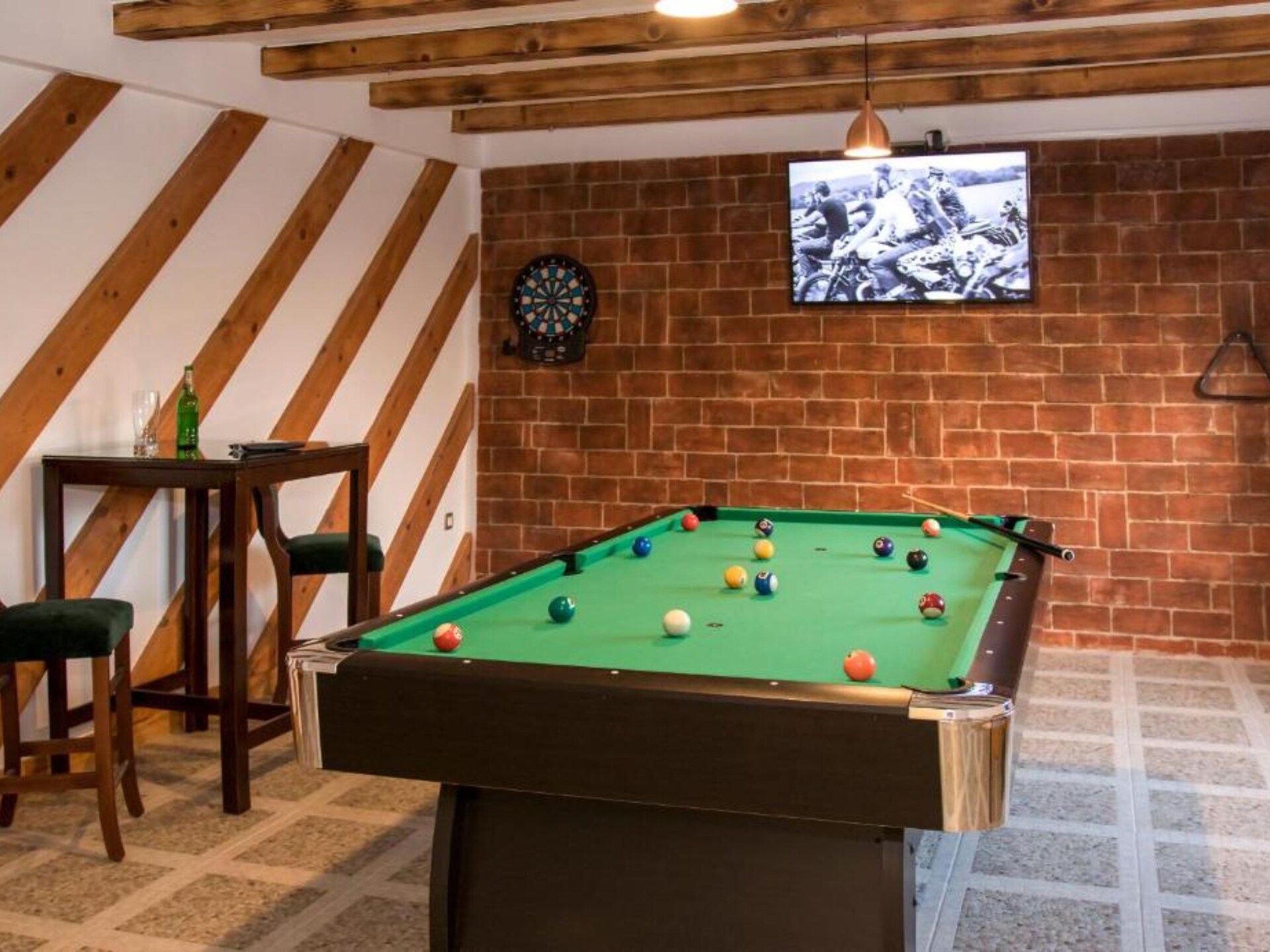 Ruime villa met privézwembad bij Drniš, vlakbij Krka Nationaal Park - foto 19
