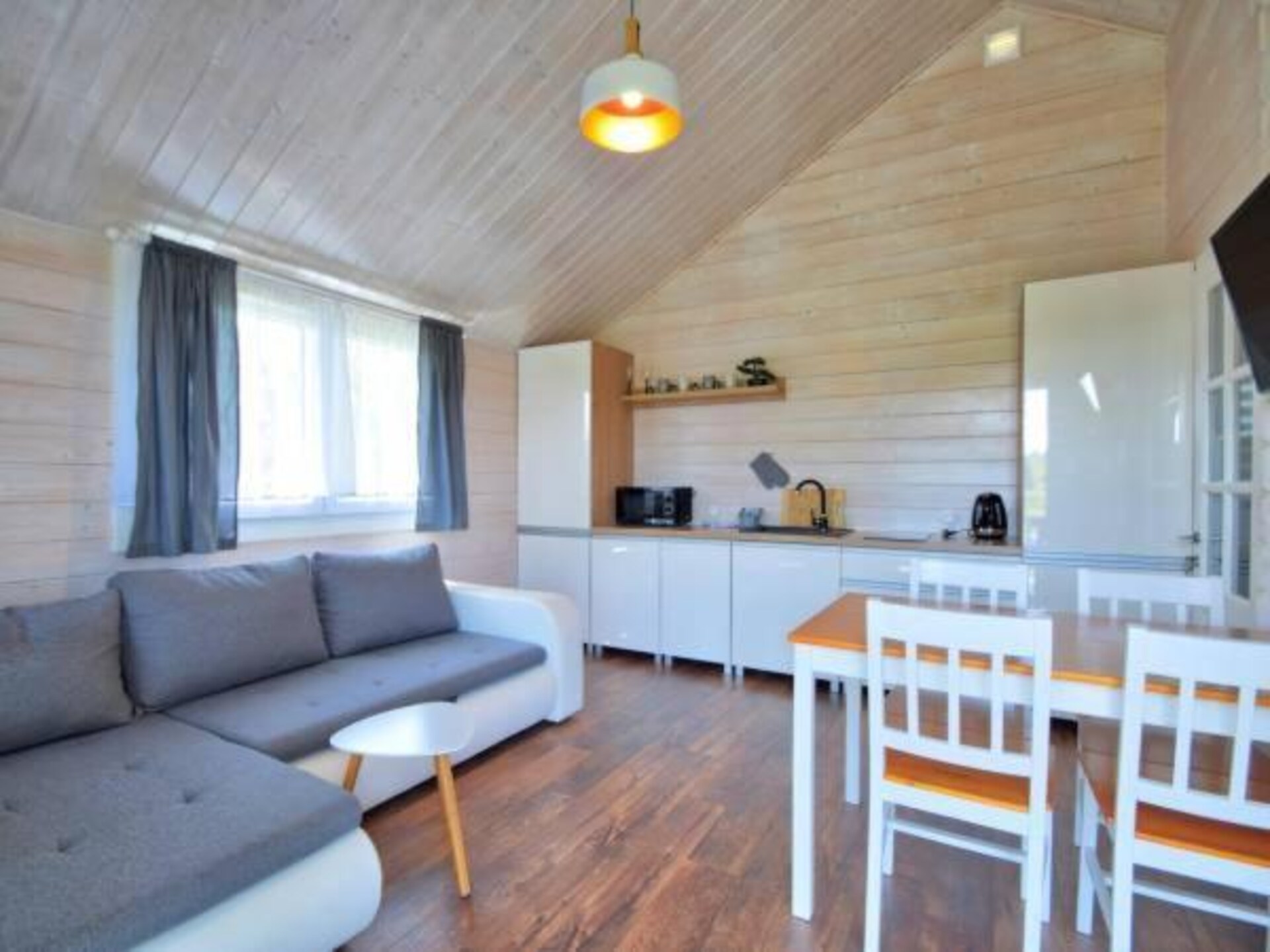 Knus vakantiehuis voor 5 personen, 900m van strand in Ustronie Morskie - foto 3