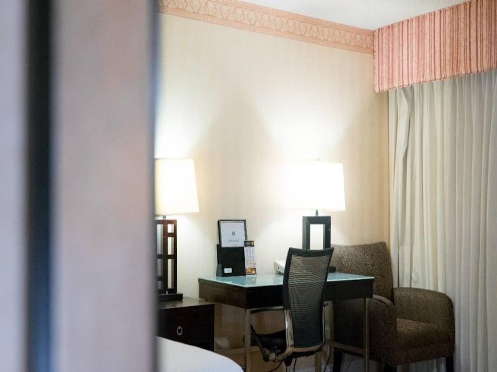Compacte kamer met kingsize bed, ideaal voor twee in Anaheim Hills - foto 34