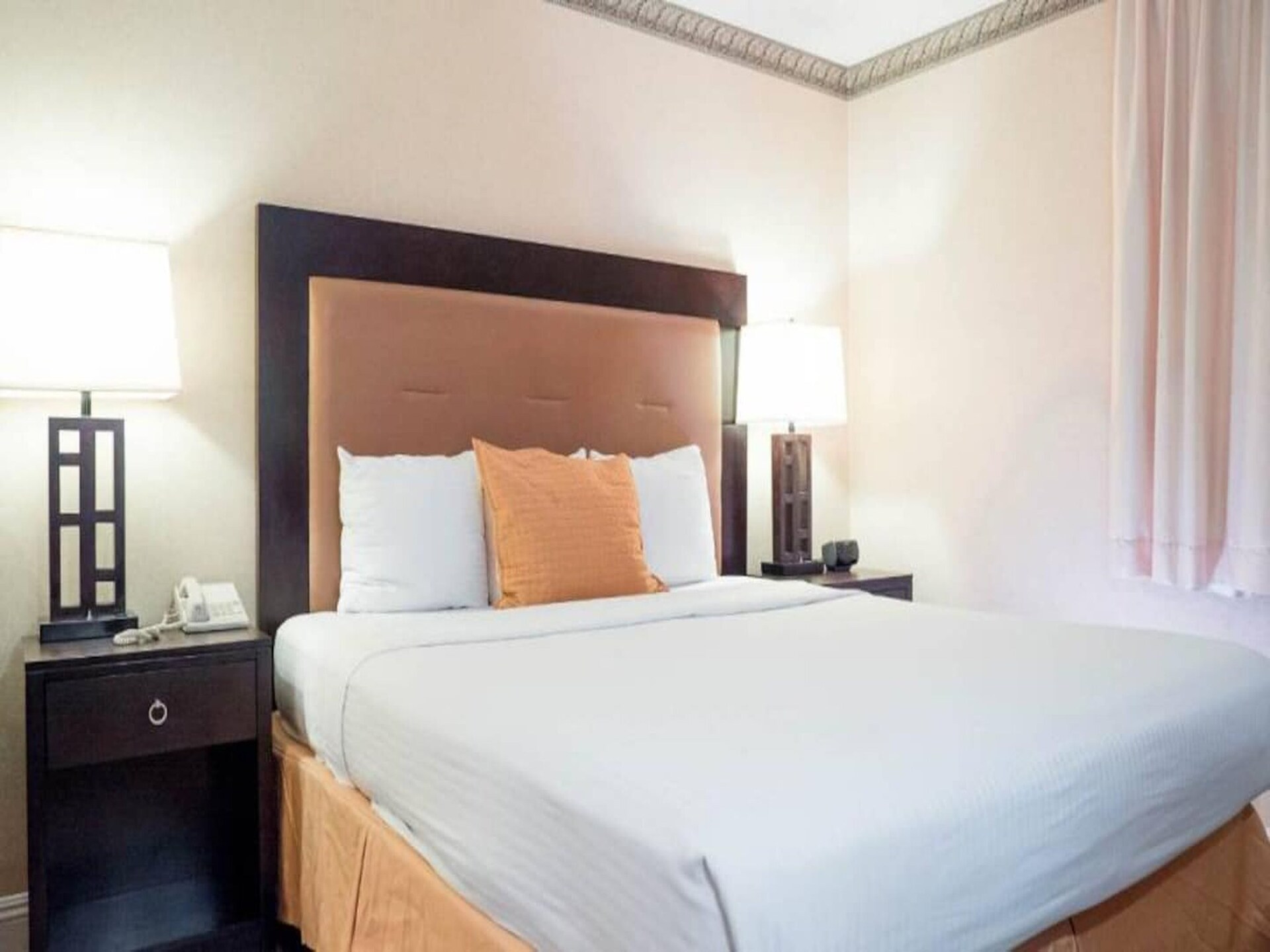 Compacte kamer met kingsize bed, ideaal voor twee in Anaheim Hills - foto 7