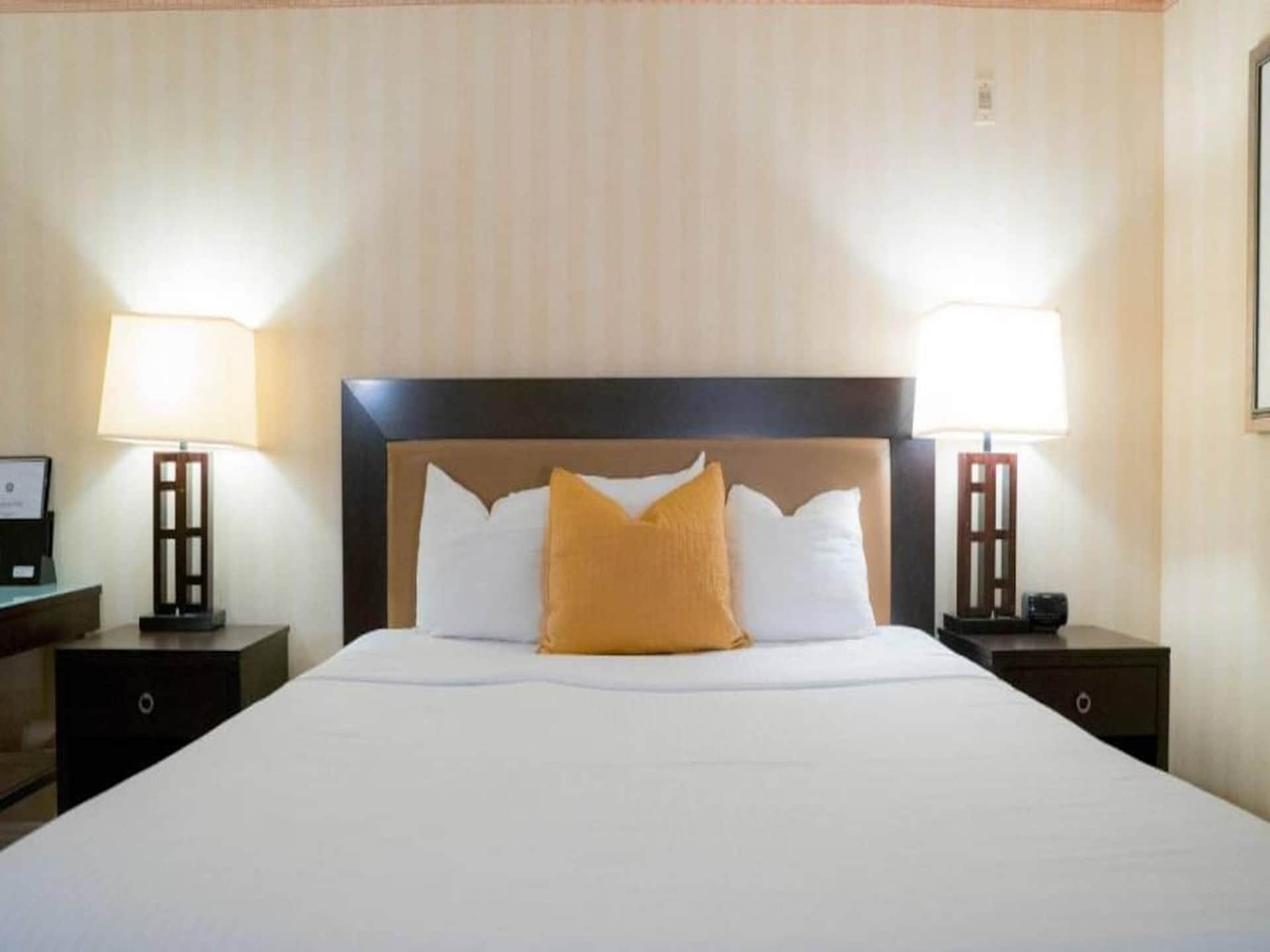 Comfortabele studio met kingsize bed en zwembad bij Anaheim Hills - foto 8