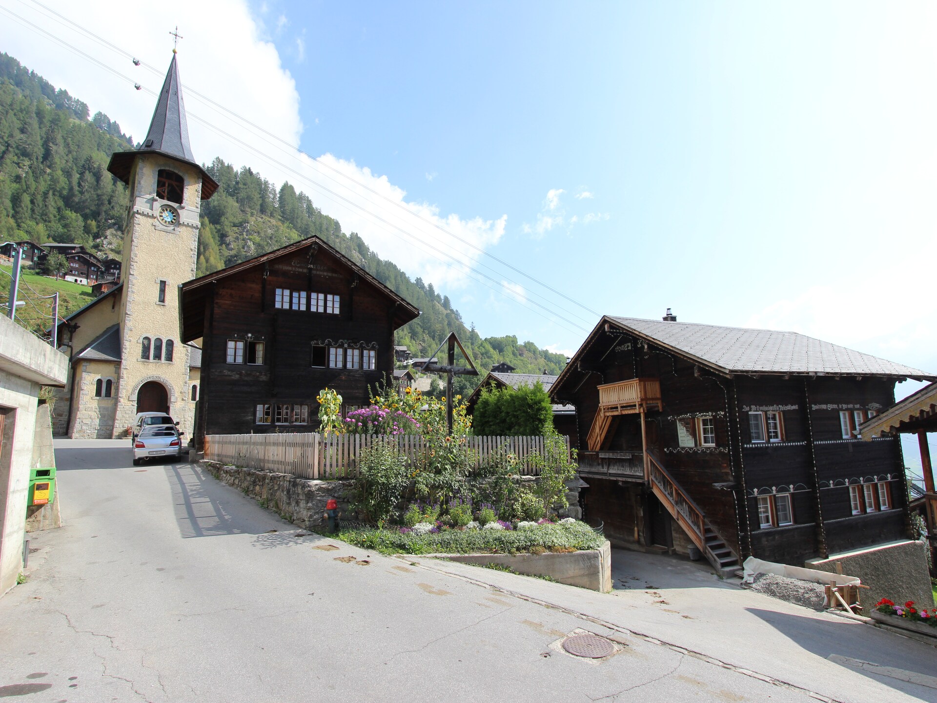 Rustiek houten chalet in Betten met panoramisch uitzicht op de Walliser bergen - foto 21