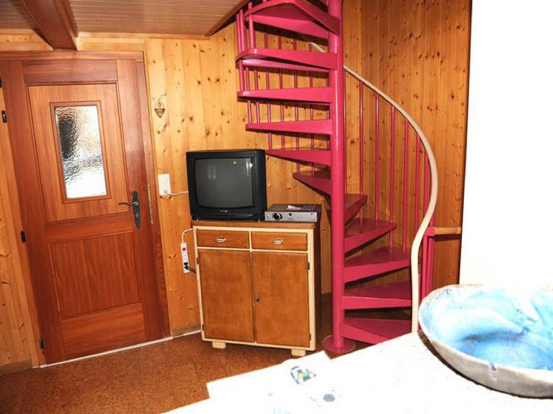 Rustiek houten chalet in Betten met panoramisch uitzicht op de Walliser bergen - foto 7