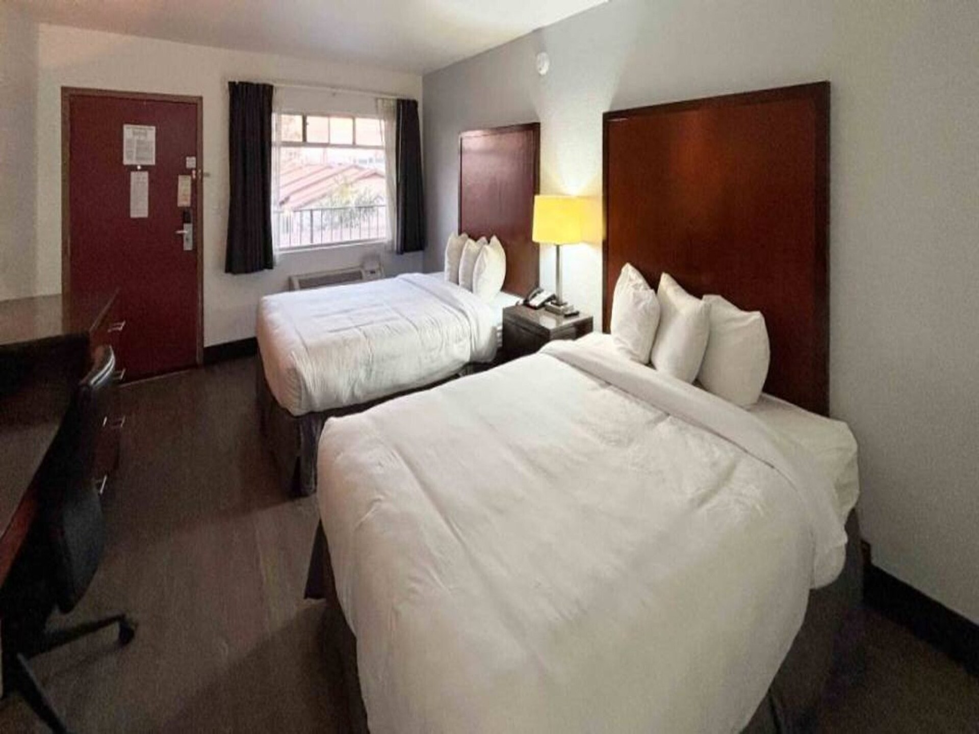 Comfortabele kamer met 2 queen beds in Mesa – gratis WiFi - foto 2