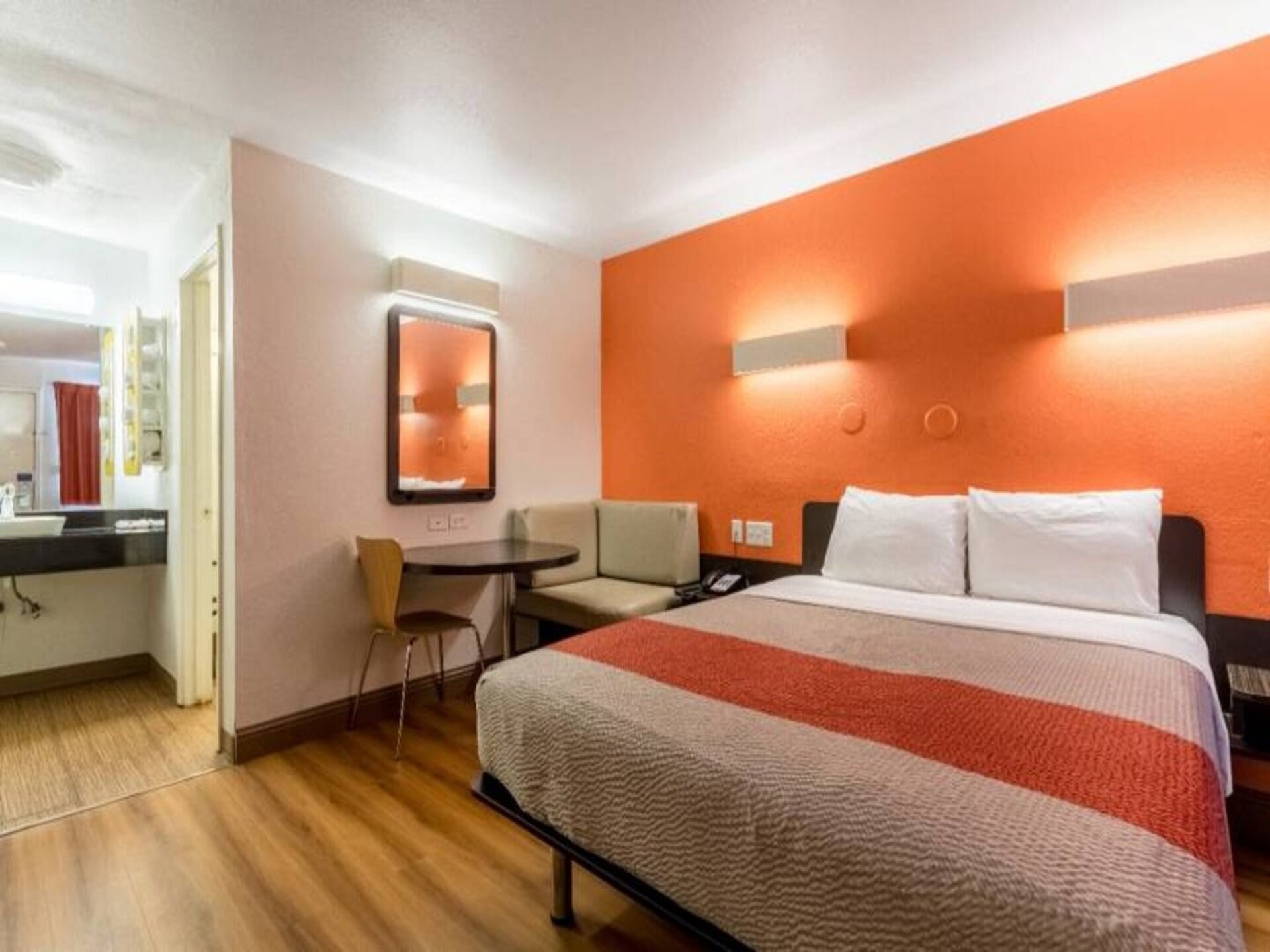 Toegankelijk appartement in New Orleans met kingsize bed - foto 11