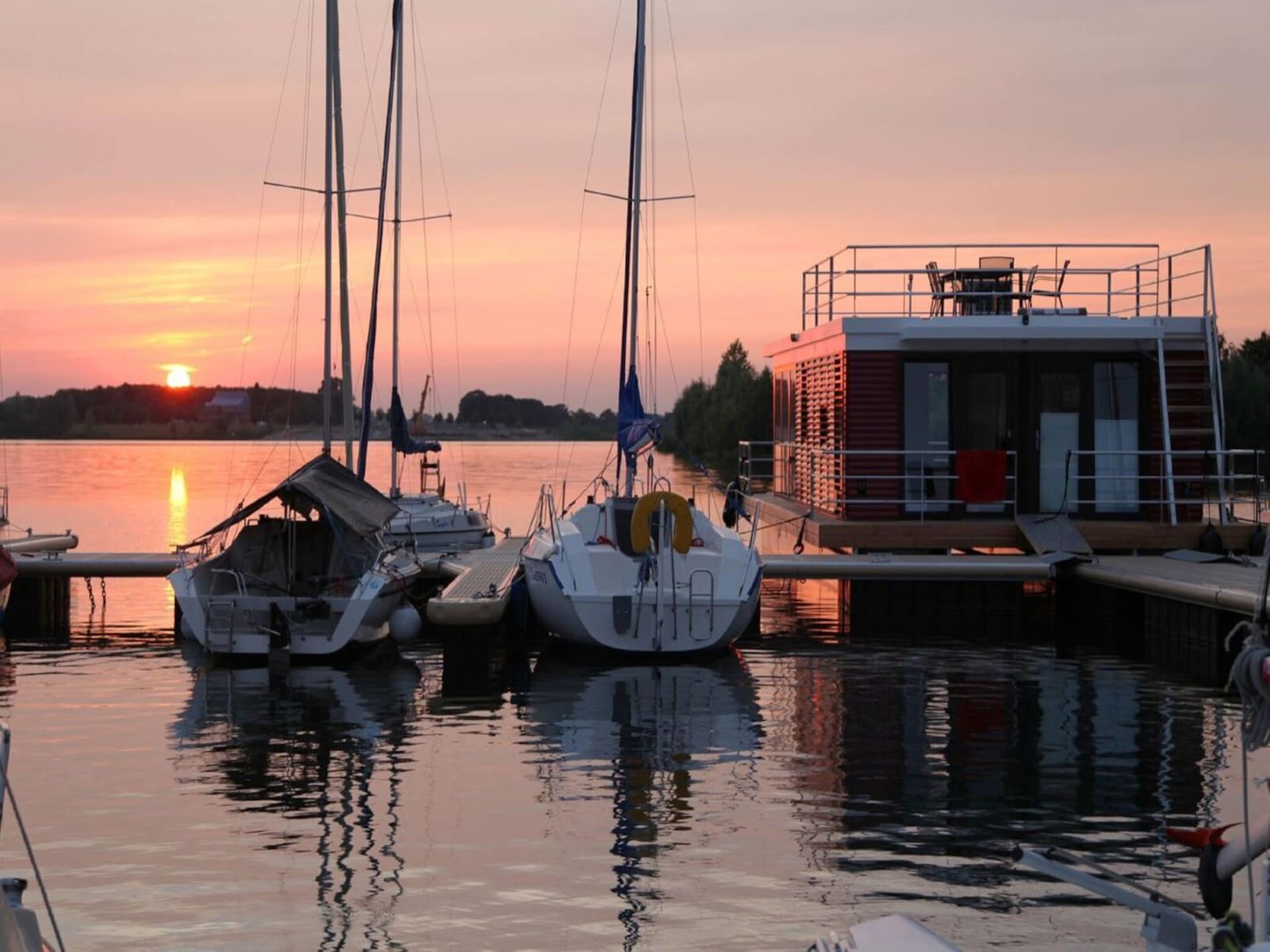Centraal gelegen woonboot in Barth voor 4 personen · 44 m² - foto 19