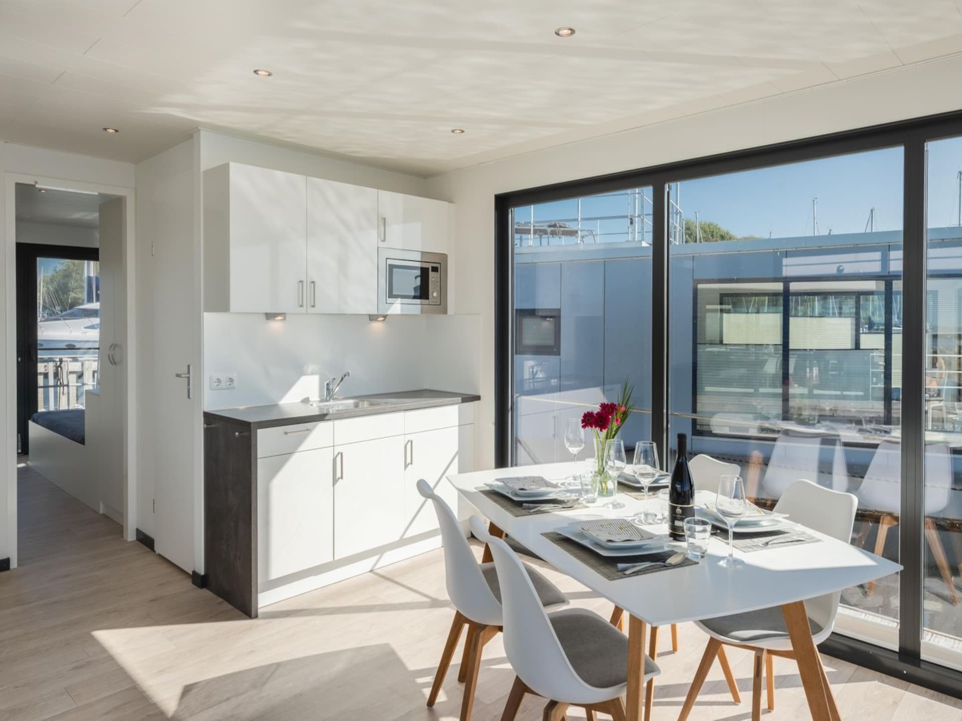 Centraal gelegen woonboot in Barth voor 4 personen · 44 m² - foto 4