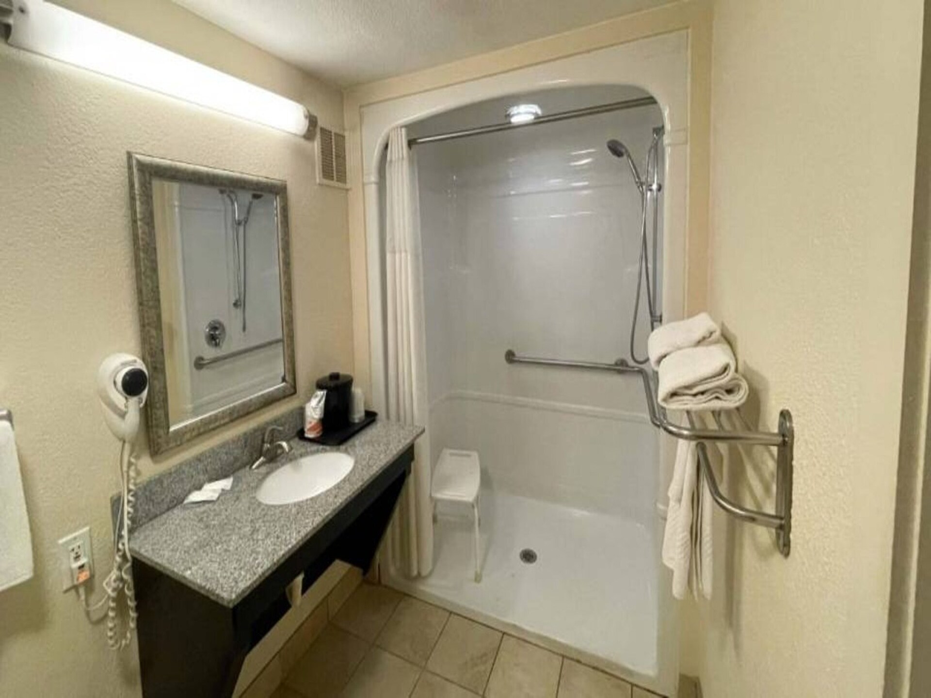 Comfortabel appartement met kingsize bed nabij Oklahoma City Fairgrounds - foto 6
