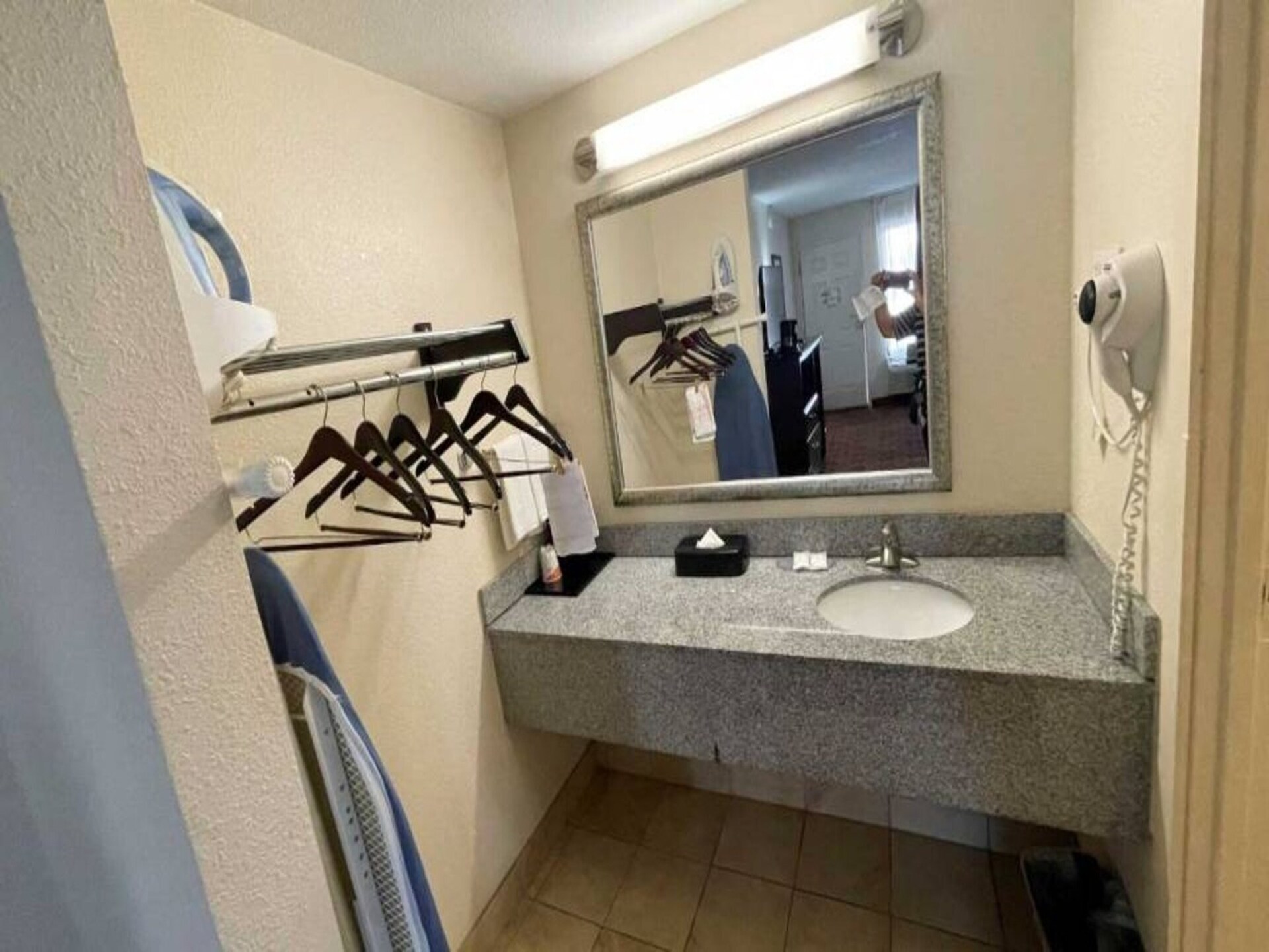Comfortabel appartement met kingsize bed nabij Oklahoma City Fairgrounds - foto 8