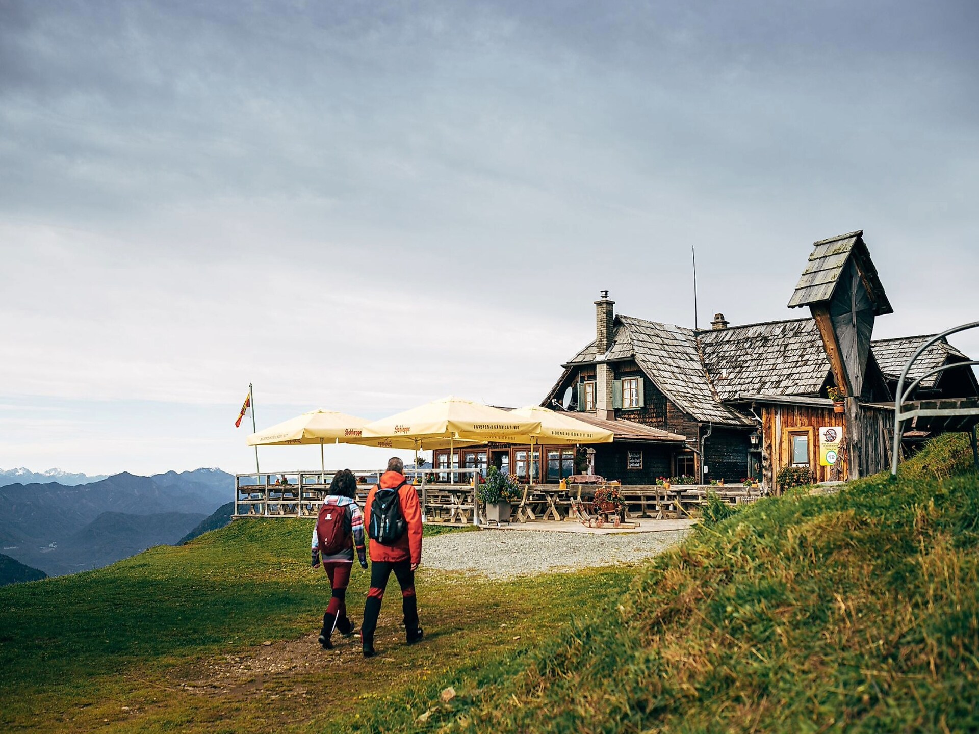 Alpennest Treffen: appartement aan de Gerlitzen, 100m van het meer - foto 11