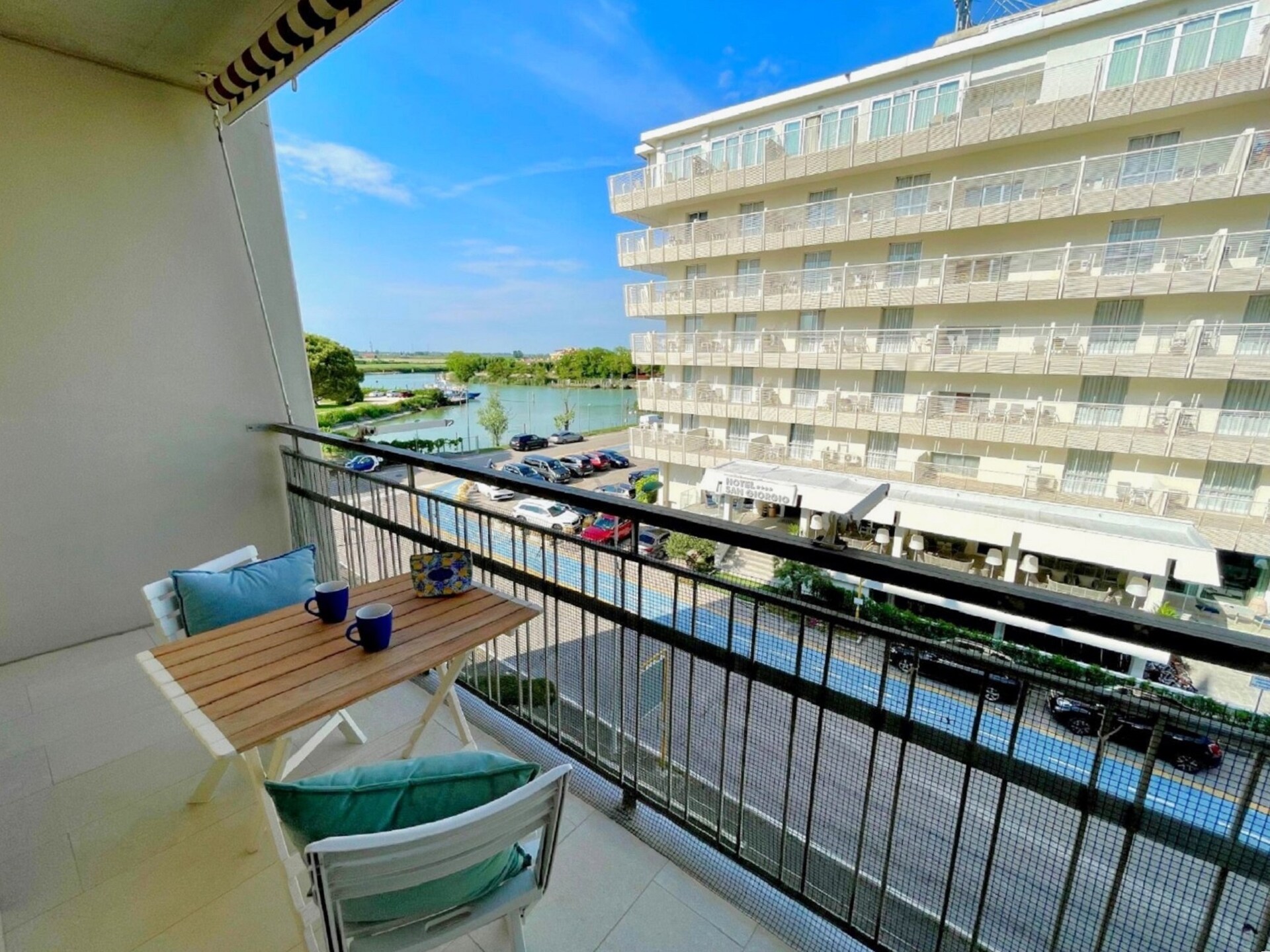 Knus appartement met terras op 50 meter van het strand in Caorle - foto 3