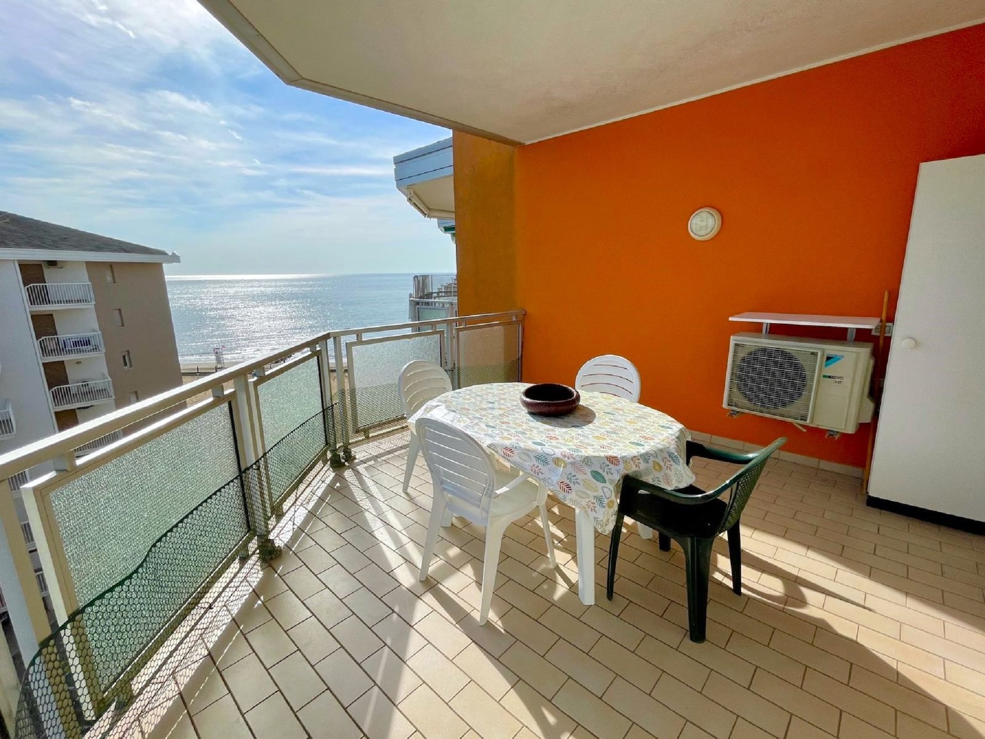 Zonnig penthouse op 30 meter van het strand met terras en zeezicht - foto 5