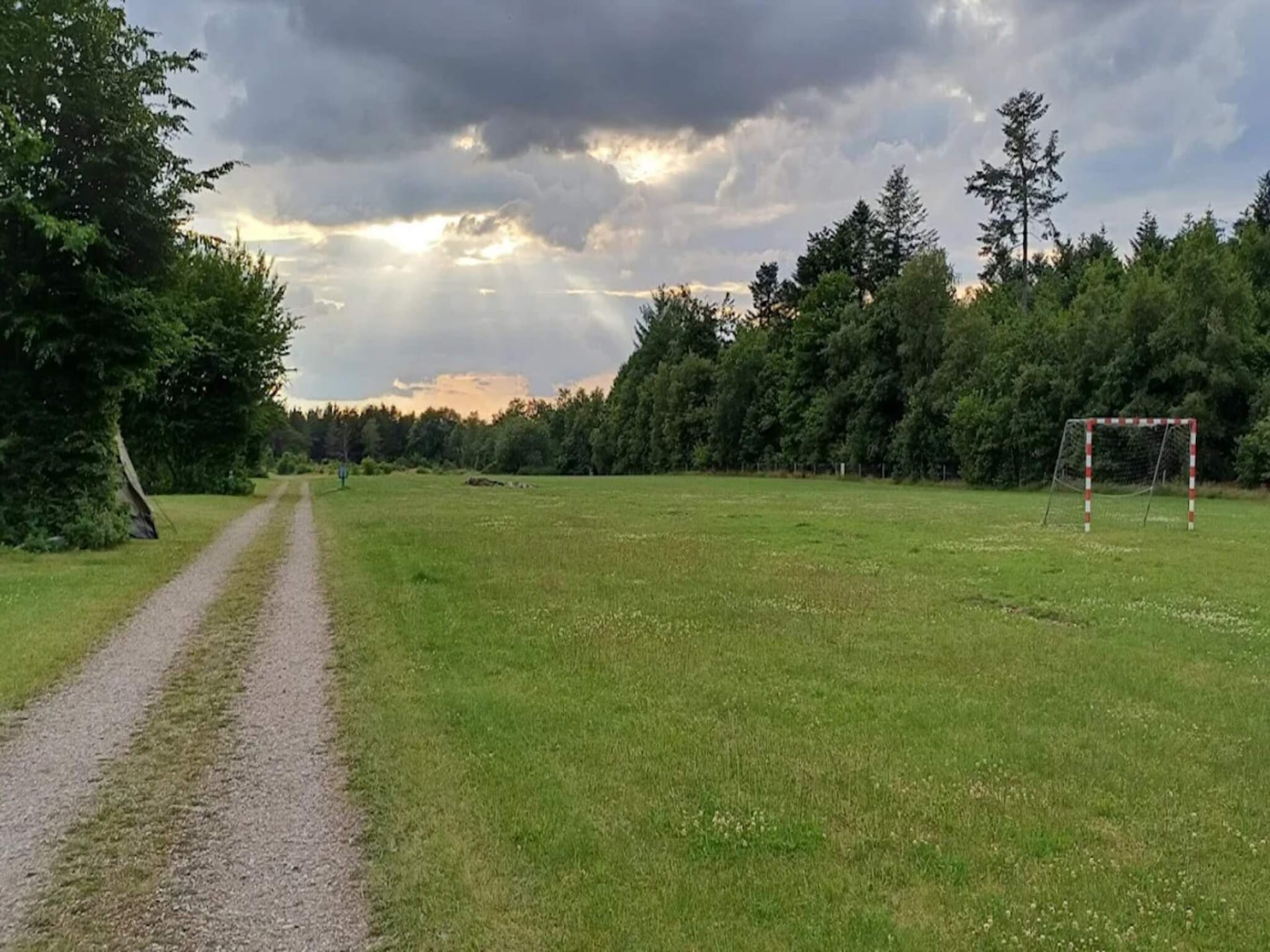 Op 800 m van het meer: gezellig vakantiehuis in Hampen voor 4 personen - foto 15