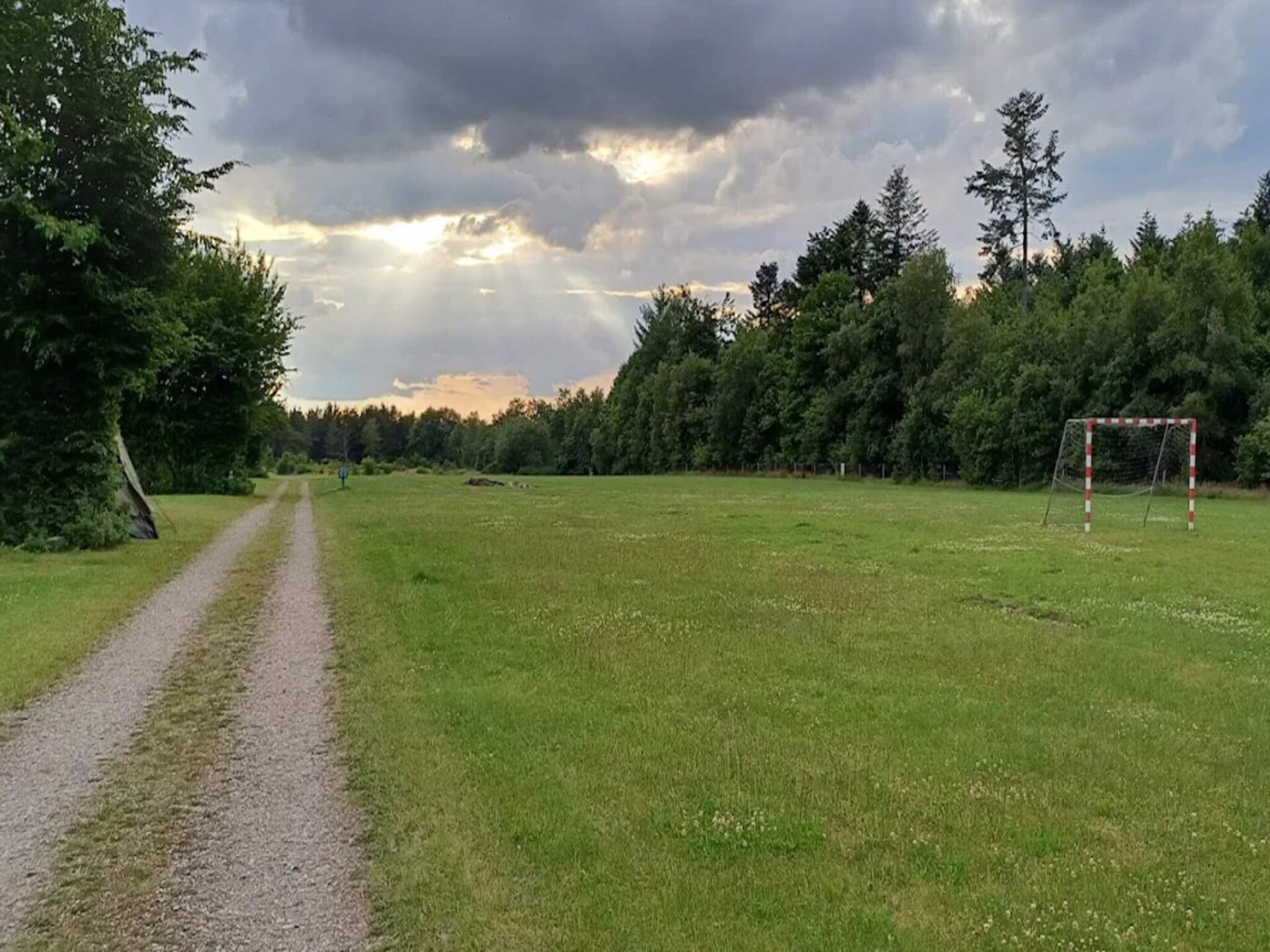 Knusse 4-persoons vakantiehut nabij het Hampenmeer in Midden-Jutland - foto 9