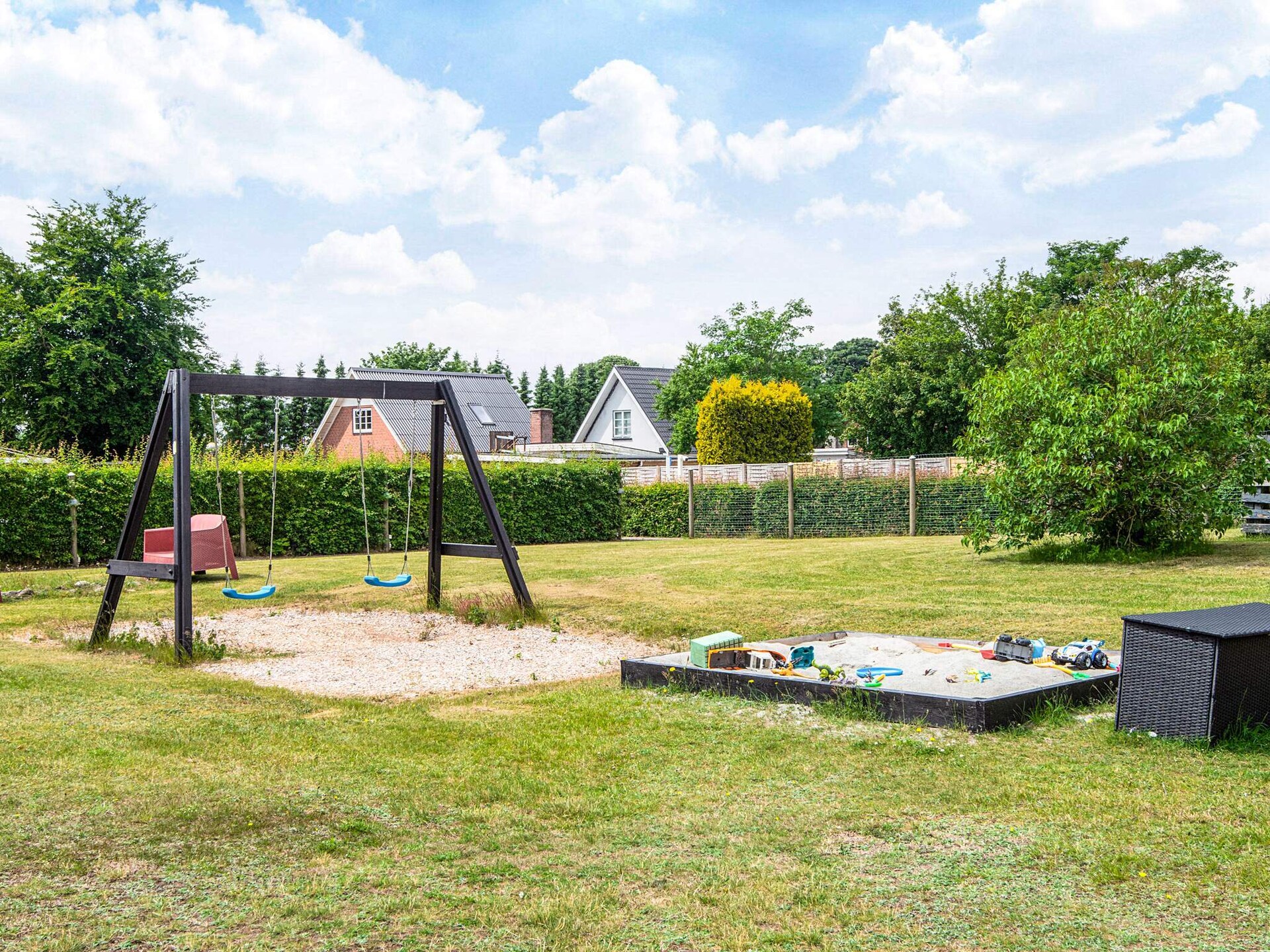 Knusse 4-persoons vakantiehut op Hampen Camping – vlakbij meer en bos - foto 5