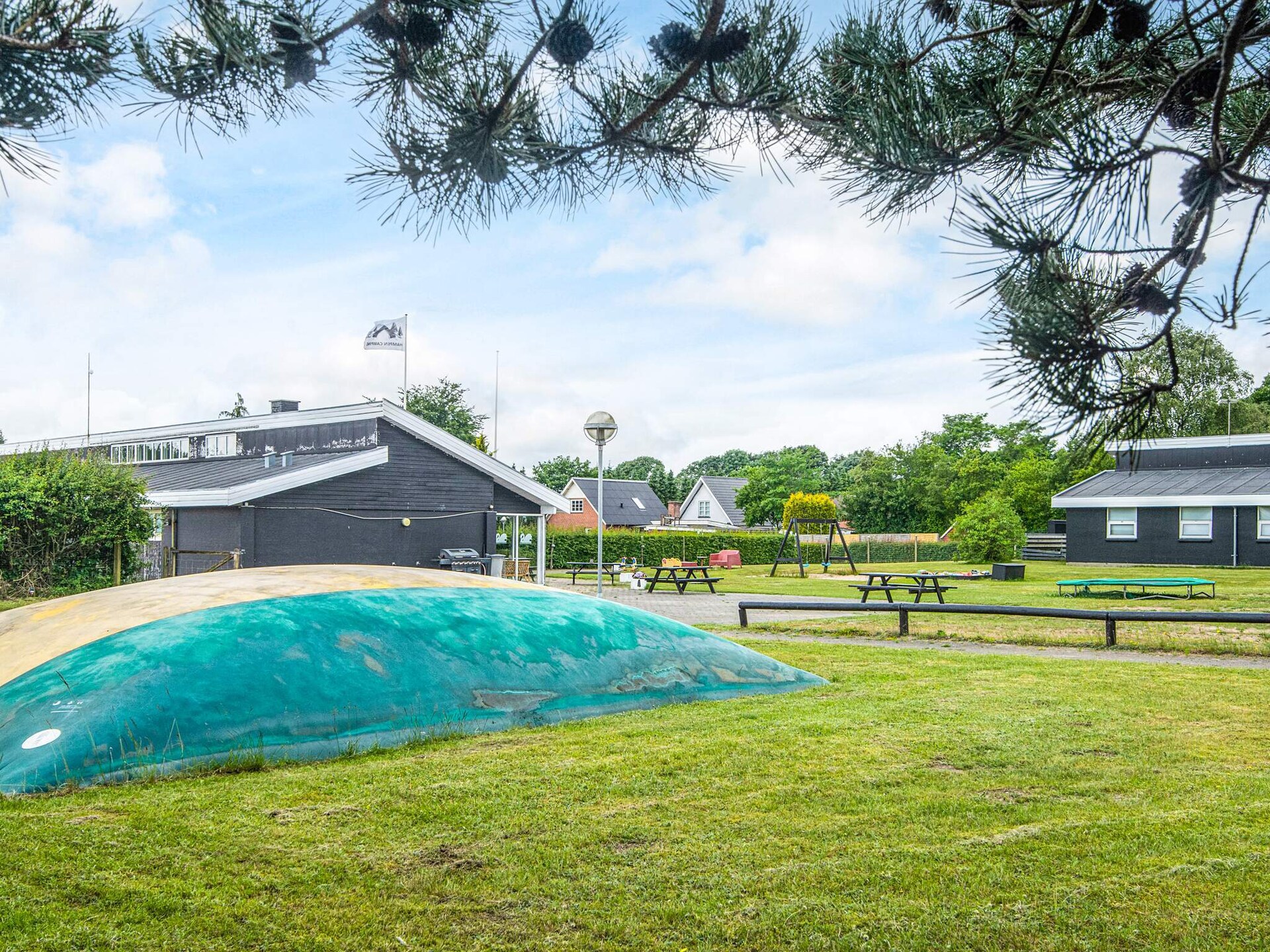 Knusse 4-persoons vakantiehut op Hampen Camping – vlakbij meer en bos - foto 9