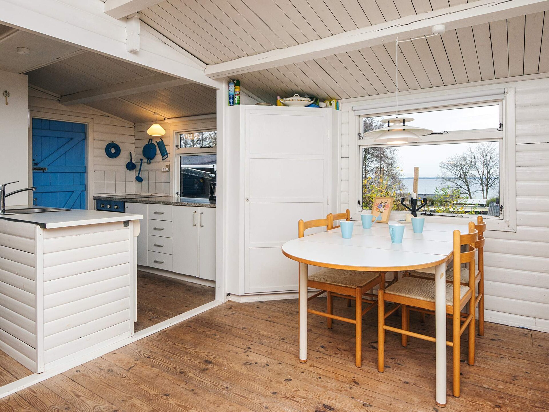 Charmant vakantiehuis met panoramisch uitzicht op de Diernæs-bocht, op 100 meter van het strand - foto 17