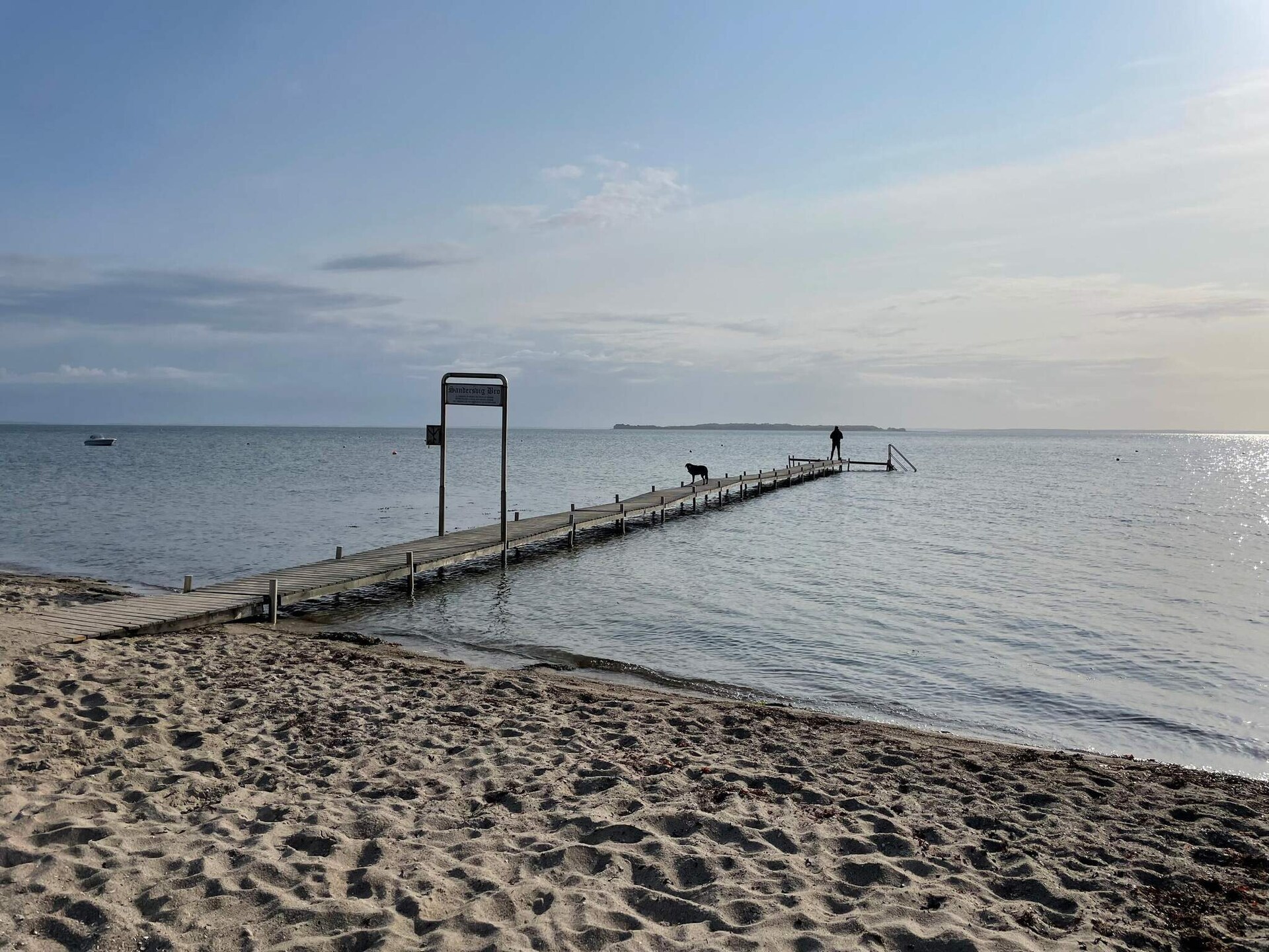 Charmant vakantiehuis met panoramisch uitzicht op de Diernæs-bocht, op 100 meter van het strand - foto 6