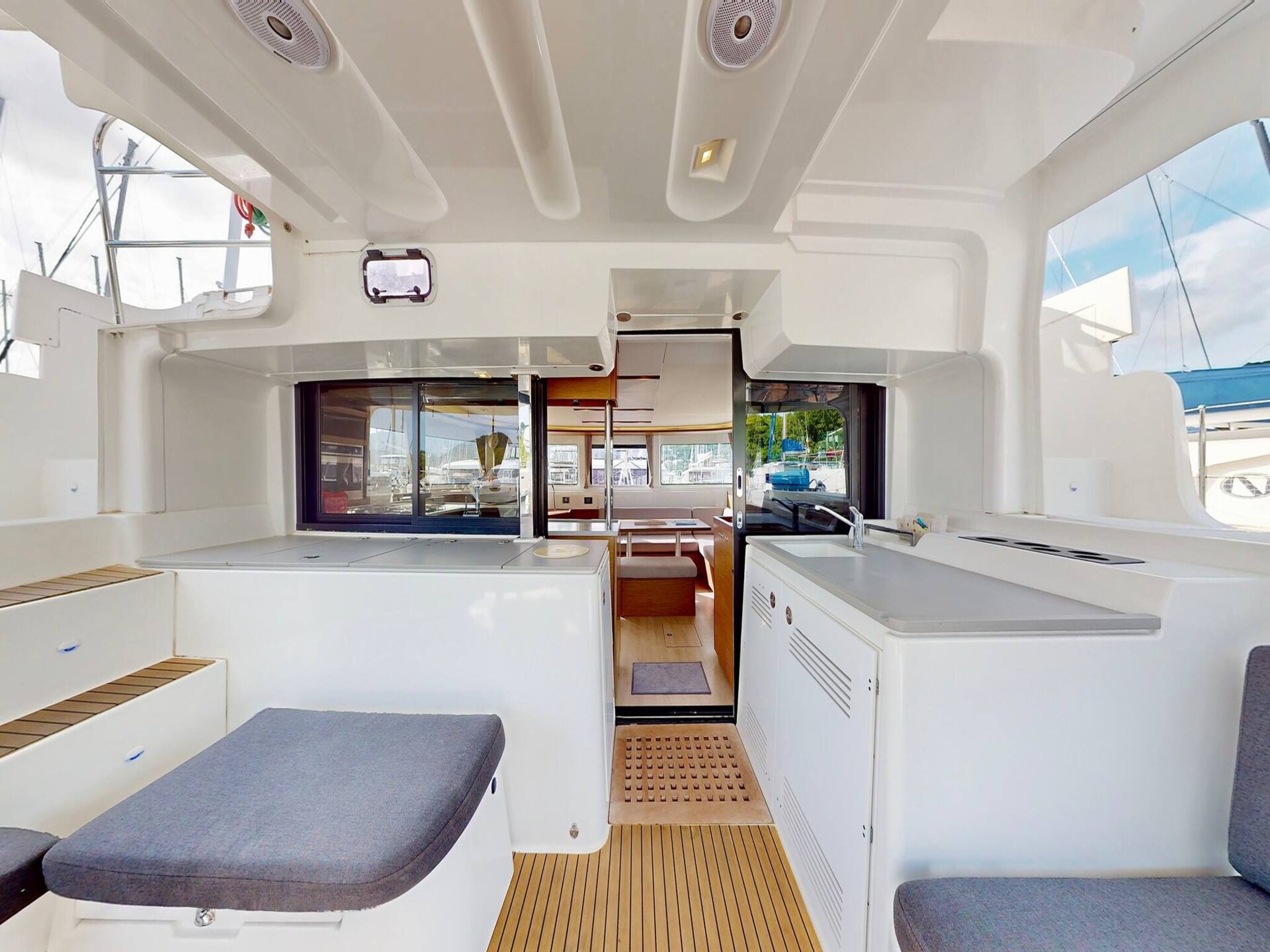 Luxe Catamaran met Skipper & Kok – Zorgeloos Cruisen in de Cariben - foto 14