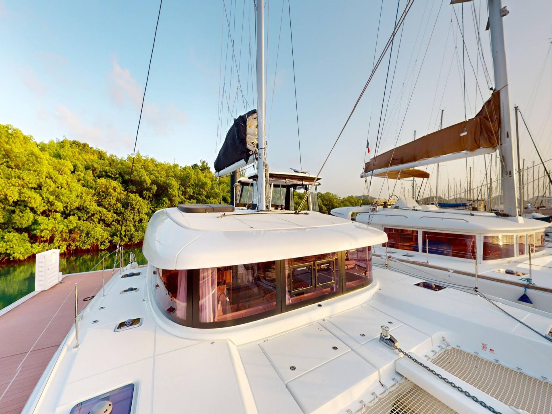 Luxe Catamaran met Skipper & Kok in San Bartolomé, 4 hutten - foto 6
