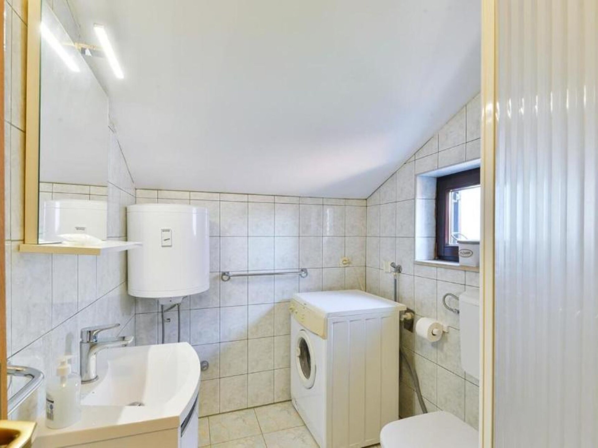 4-persoons appartement in Privlaka op 300m van de zee - foto 8