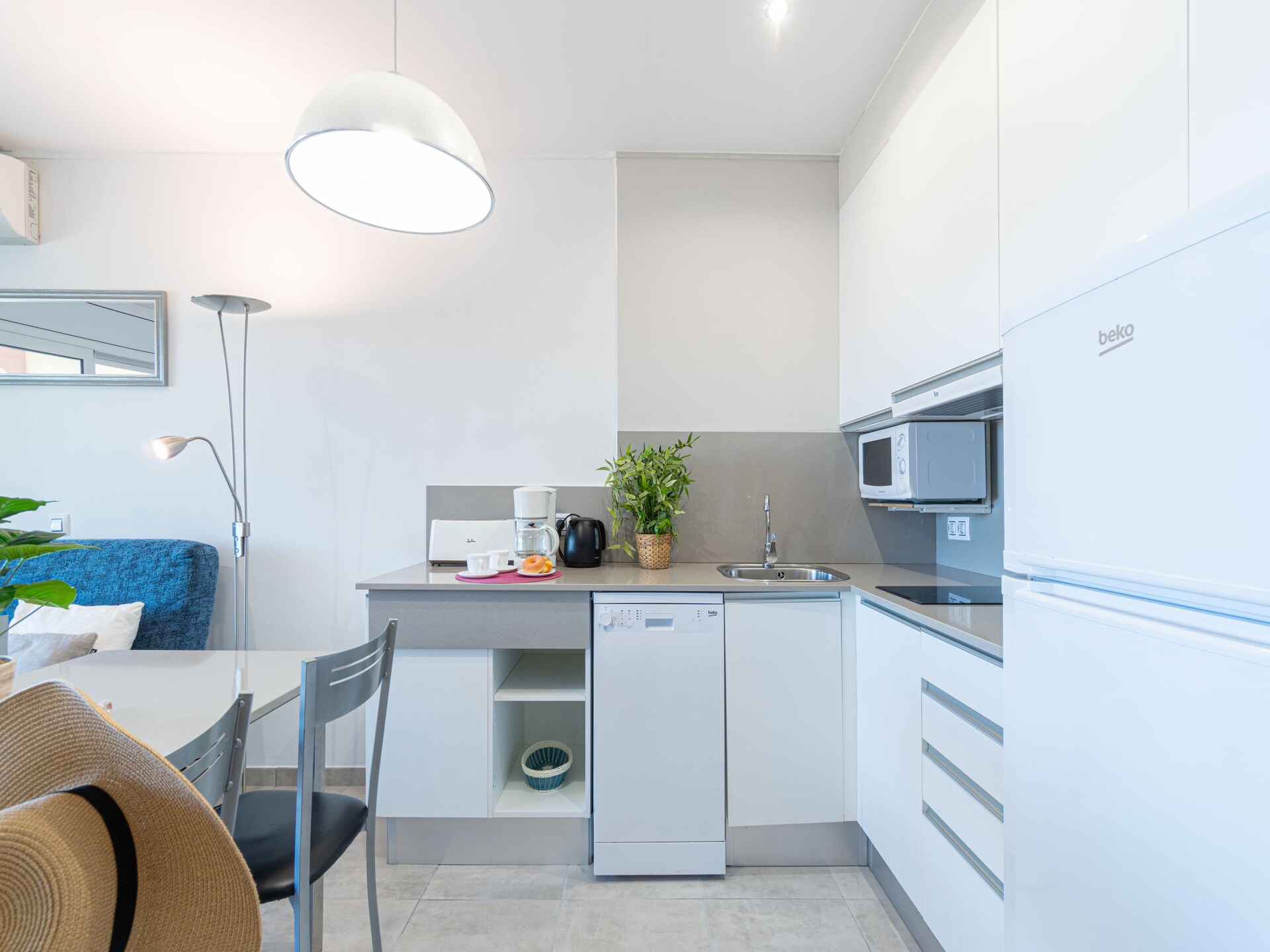 Sfeervol appartement op 50 meter van het strand in Empuriabrava - foto 11