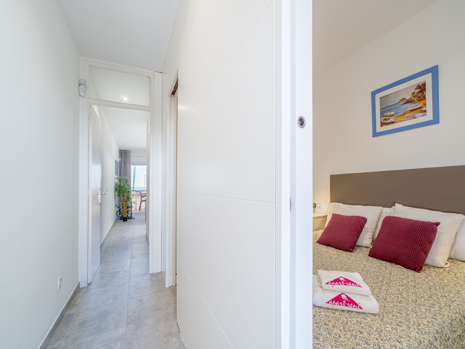Sfeervol appartement op 50 meter van het strand in Empuriabrava - foto 15