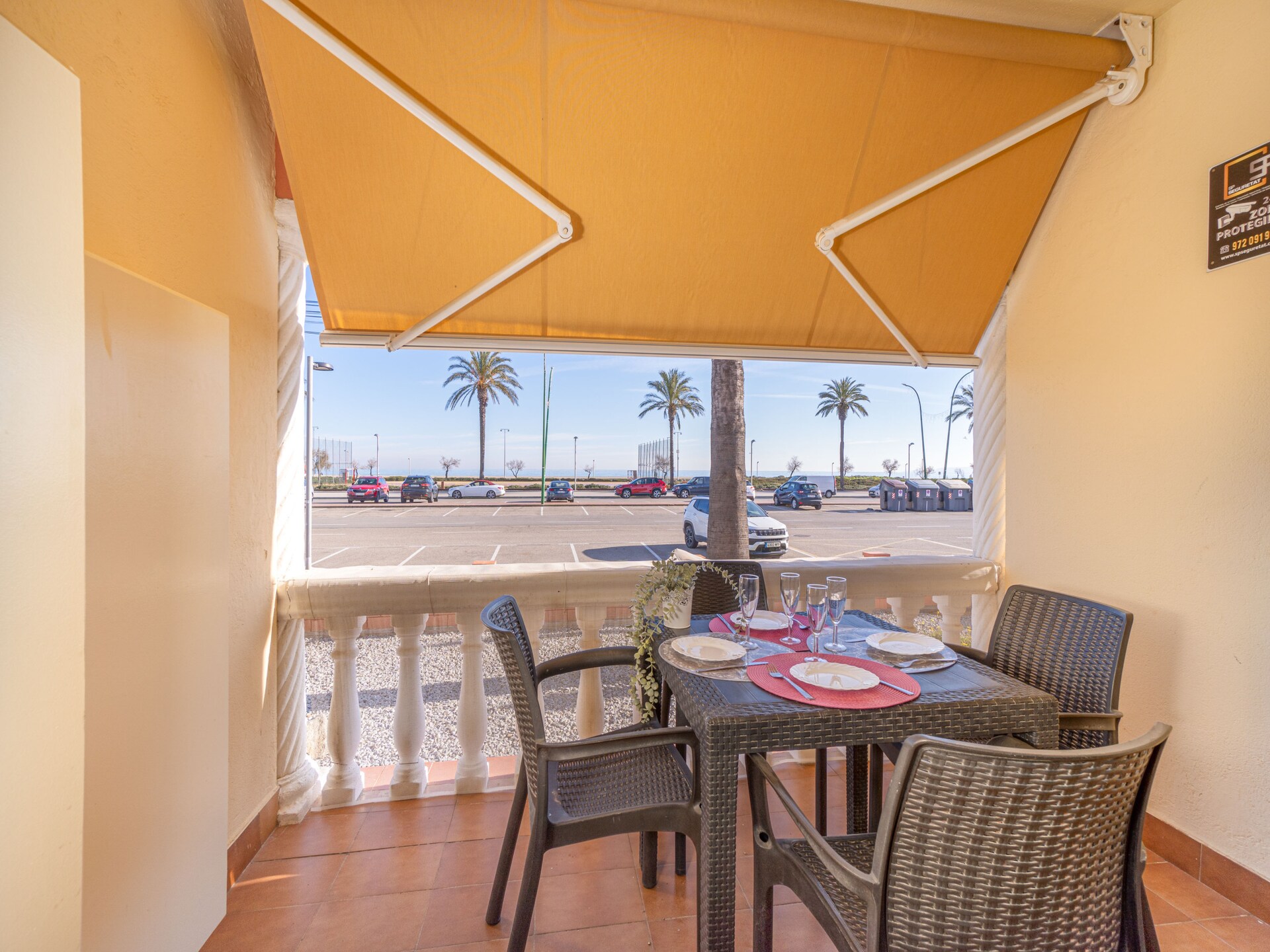 Sfeervol appartement op 50 meter van het strand in Empuriabrava - foto 5