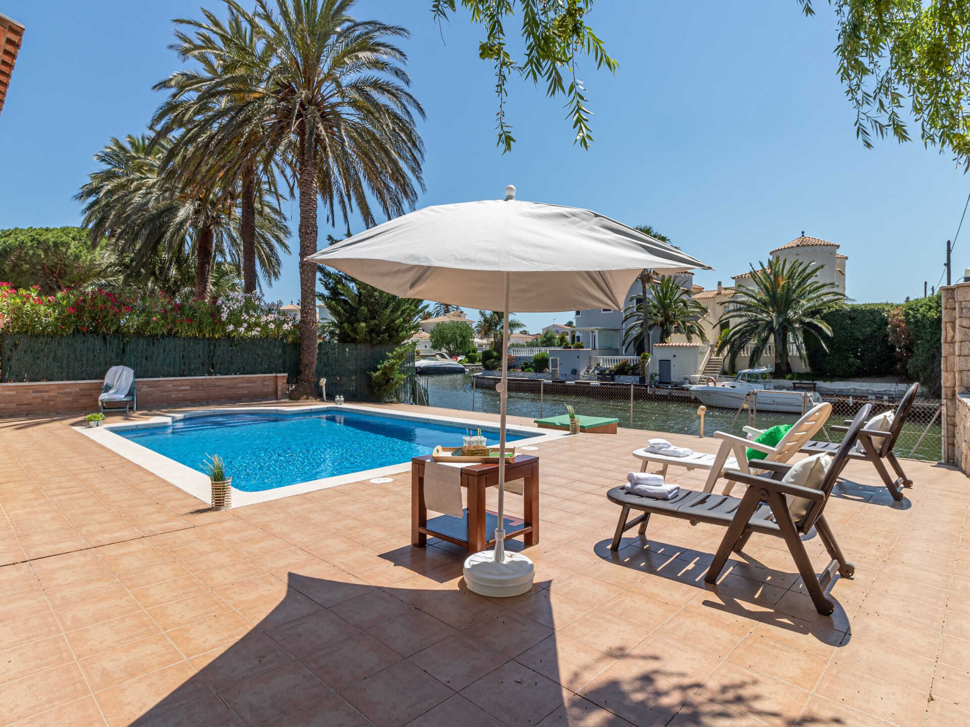 Villa aan de golfbaan met privézwembad in Empuriabrava - foto 8