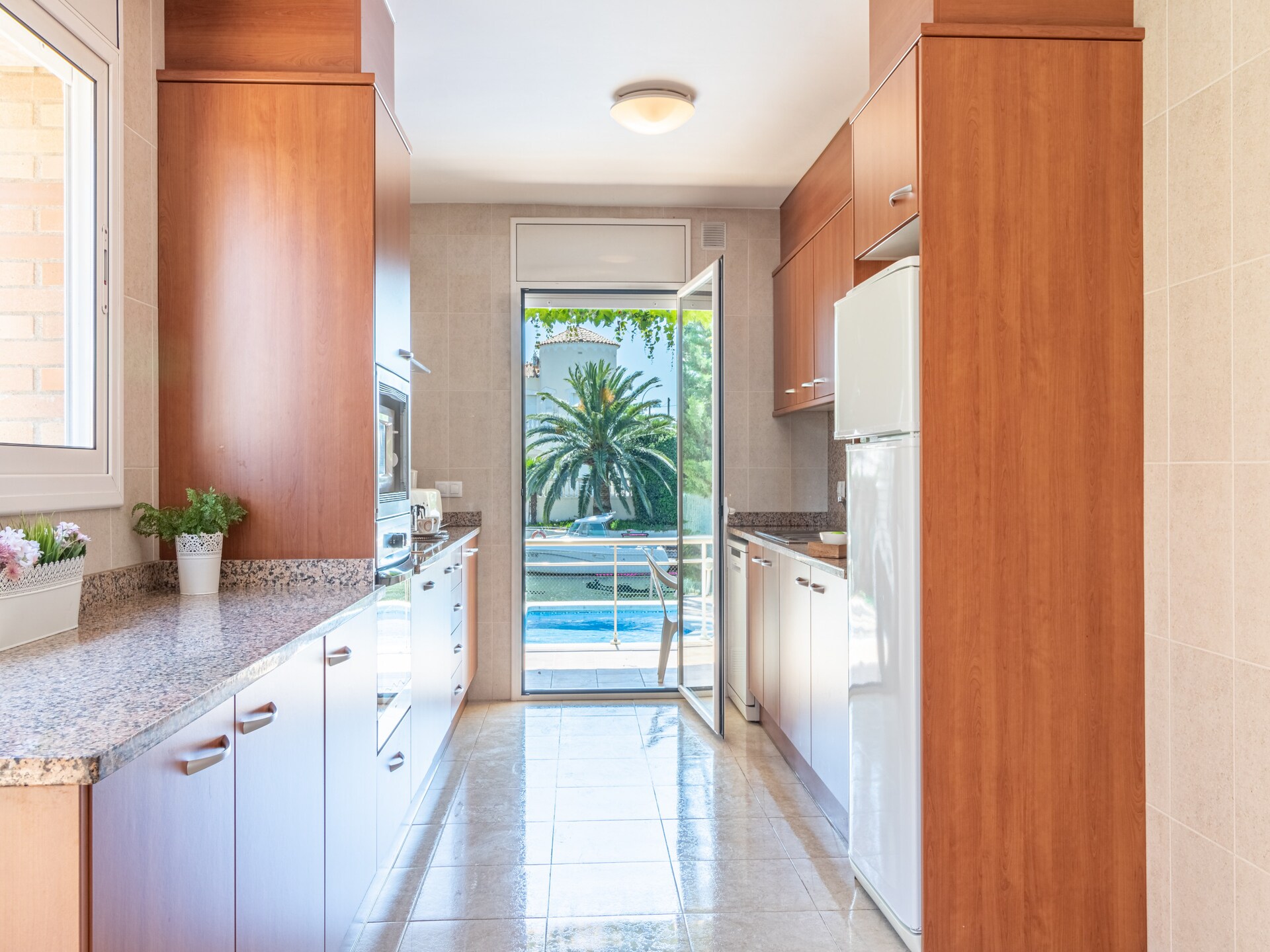 Villa aan de golfbaan met privézwembad in Empuriabrava - foto 11