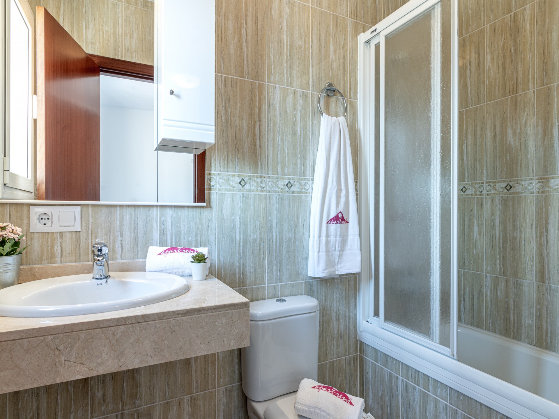 Villa aan de golfbaan met privézwembad in Empuriabrava - foto 25