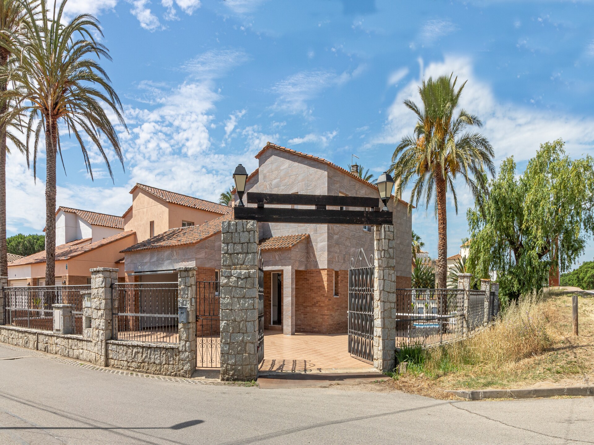 Villa aan de golfbaan met privézwembad in Empuriabrava - foto 39