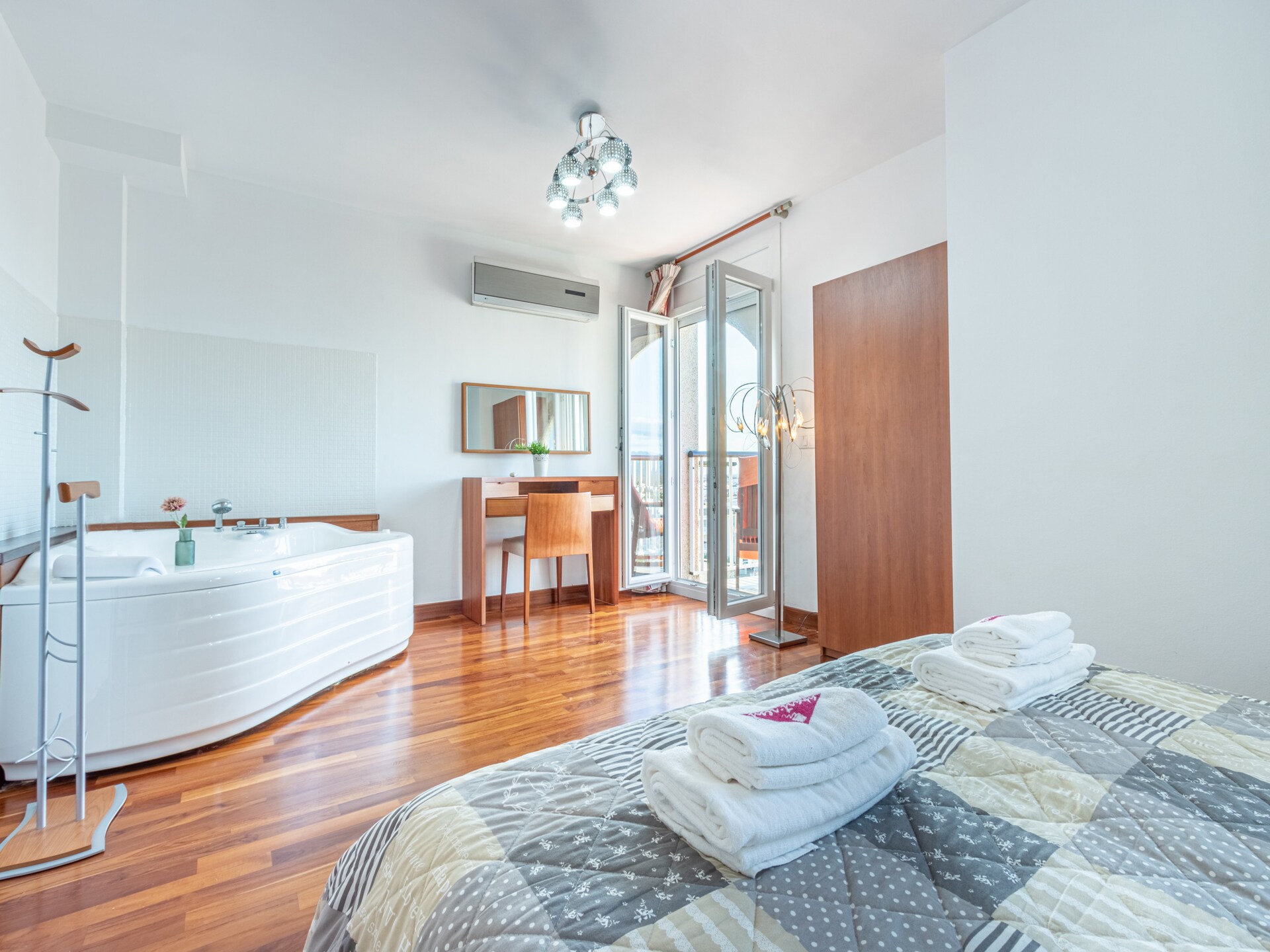 Licht appartement op de 5e verdieping met zeezicht en golflocatie - foto 18