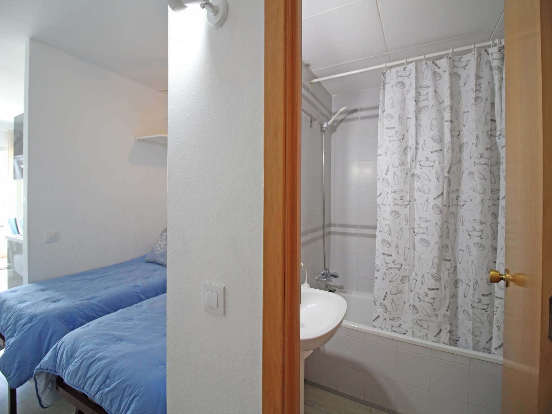 Sfeervol appartement aan de golfbaan, 50 meter van het strand in Empuriabrava - foto 12