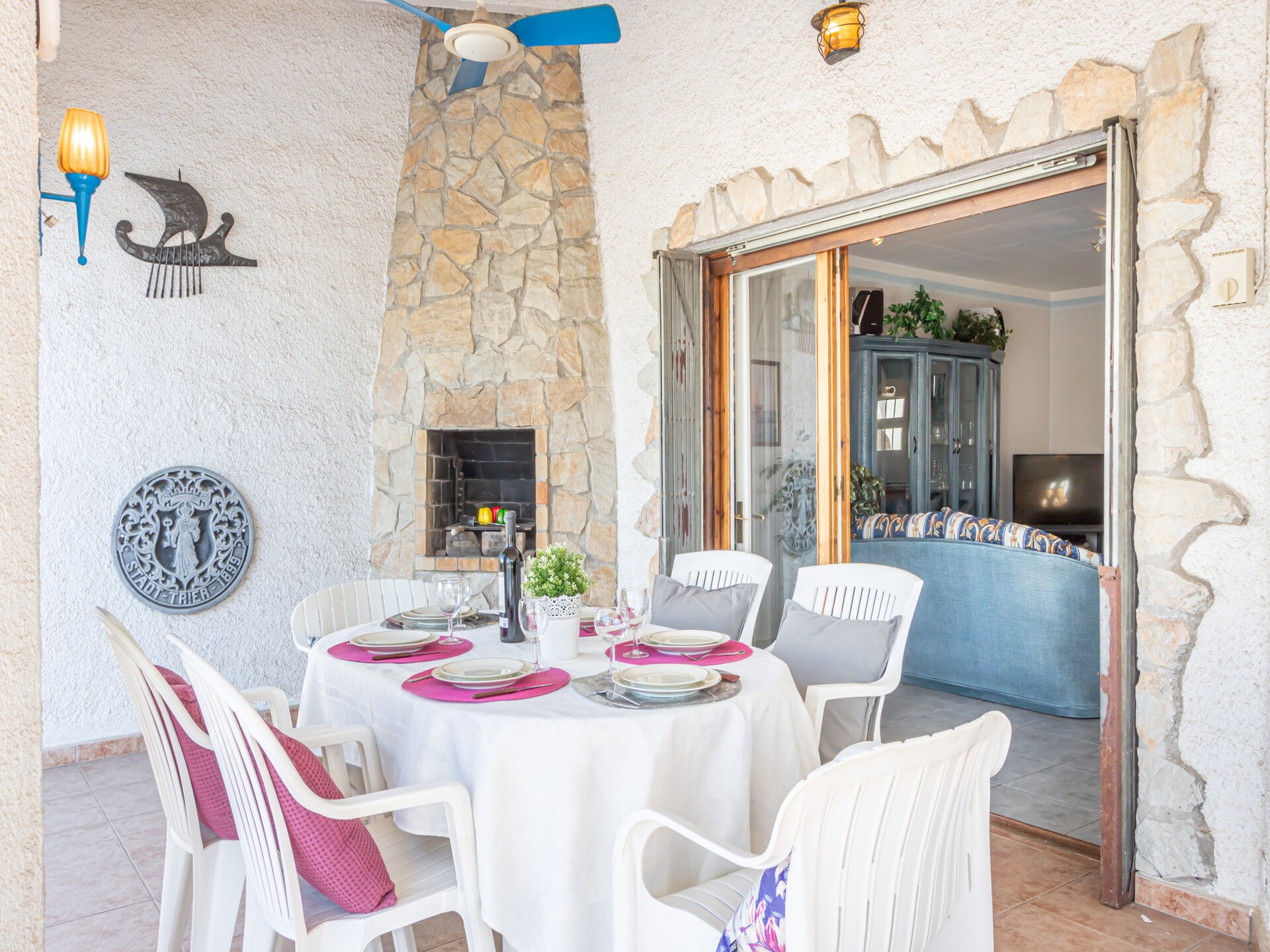 Stijlvolle villa aan de golfbaan in Empuriabrava, 2 km van strand - foto 3