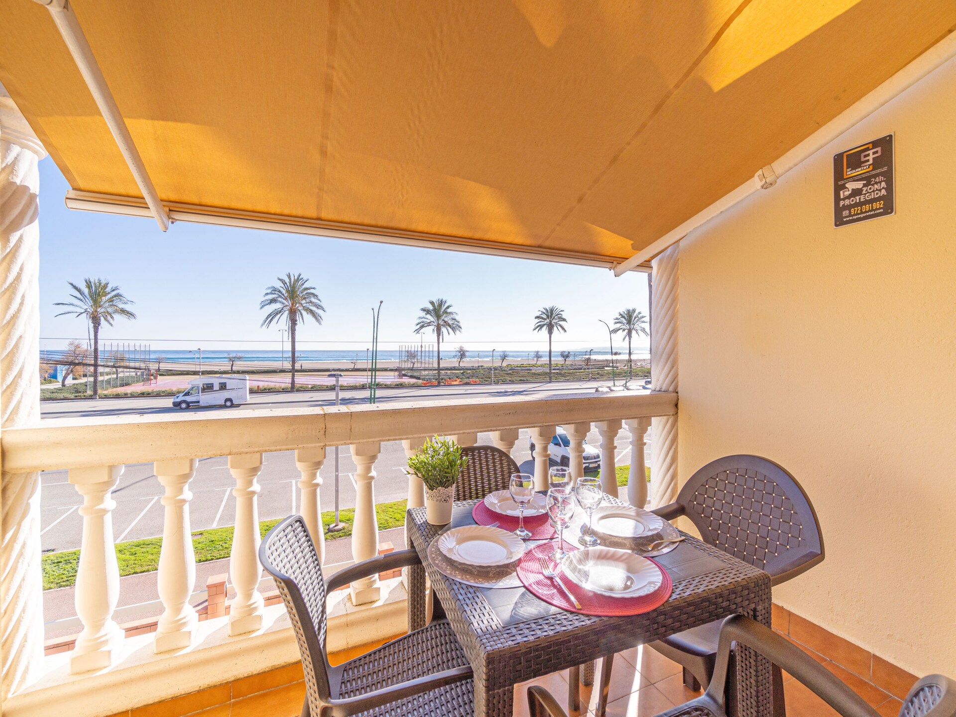 Modern appartement met zeezicht en terras, 50m van strand Empuriabrava - foto 4
