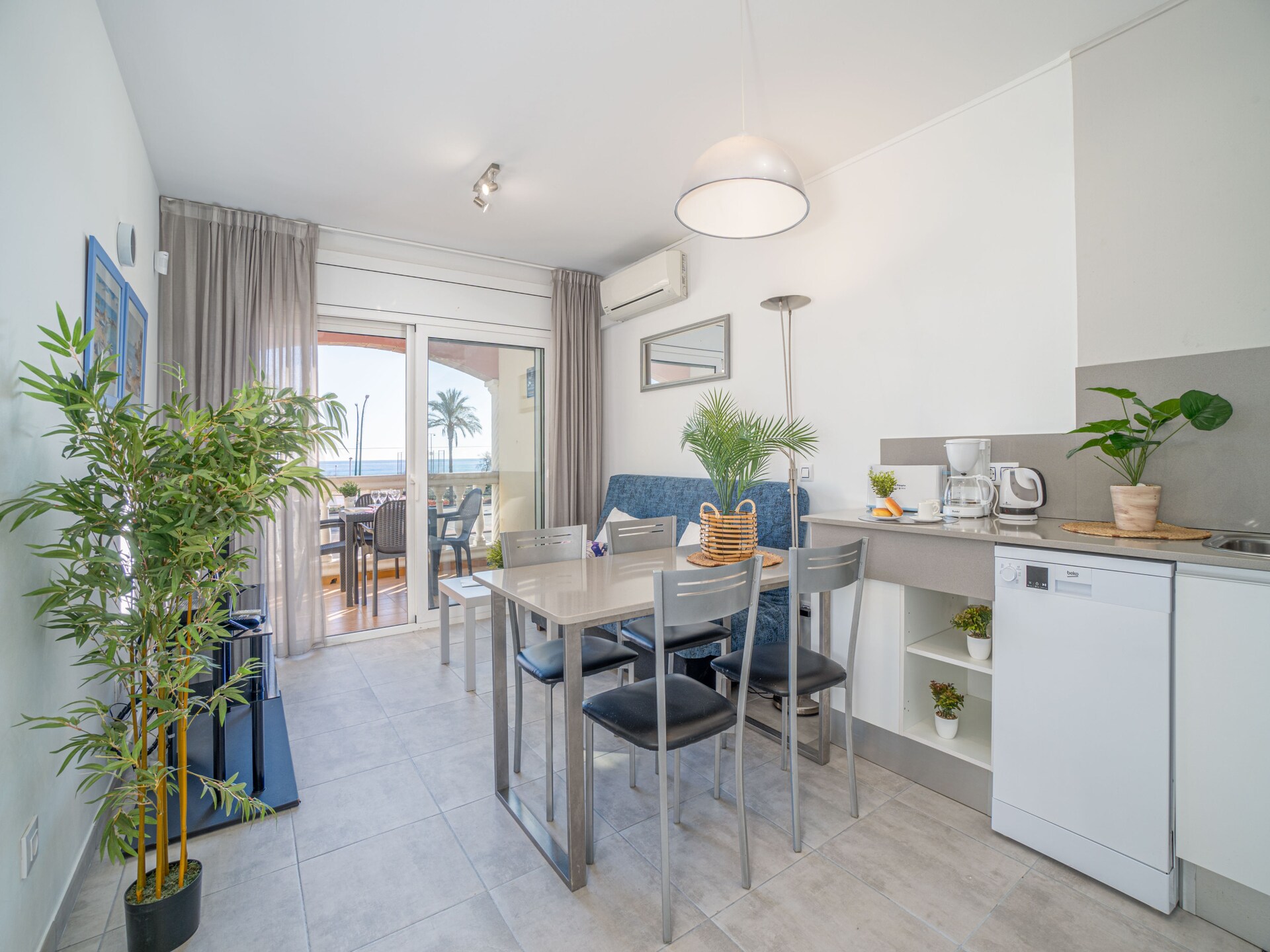 Modern appartement met zeezicht en terras, 50m van strand Empuriabrava - foto 5