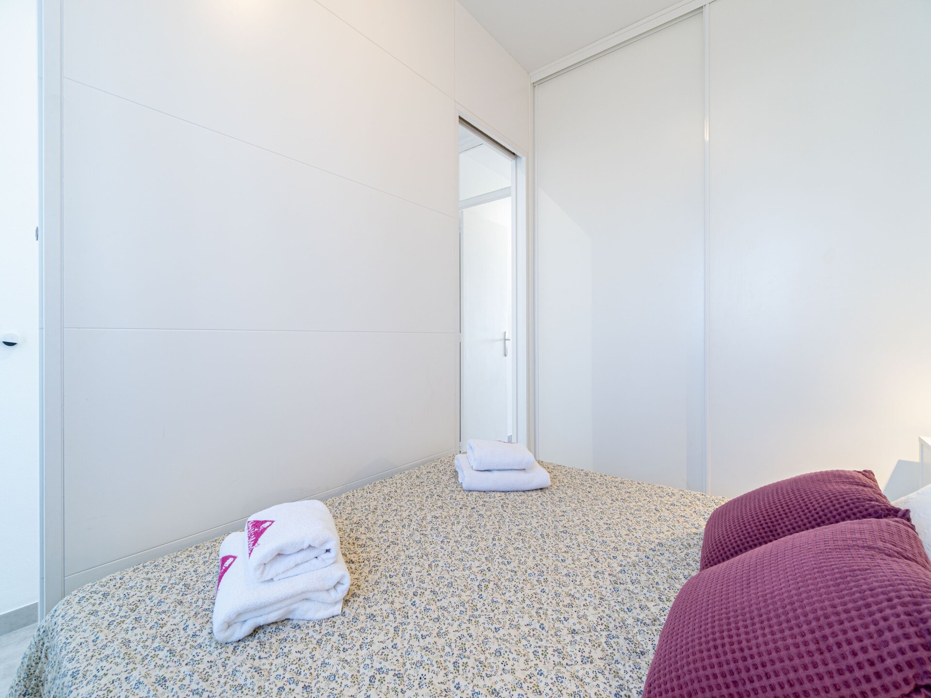 Modern appartement met zeezicht en terras, 50m van strand Empuriabrava - foto 10