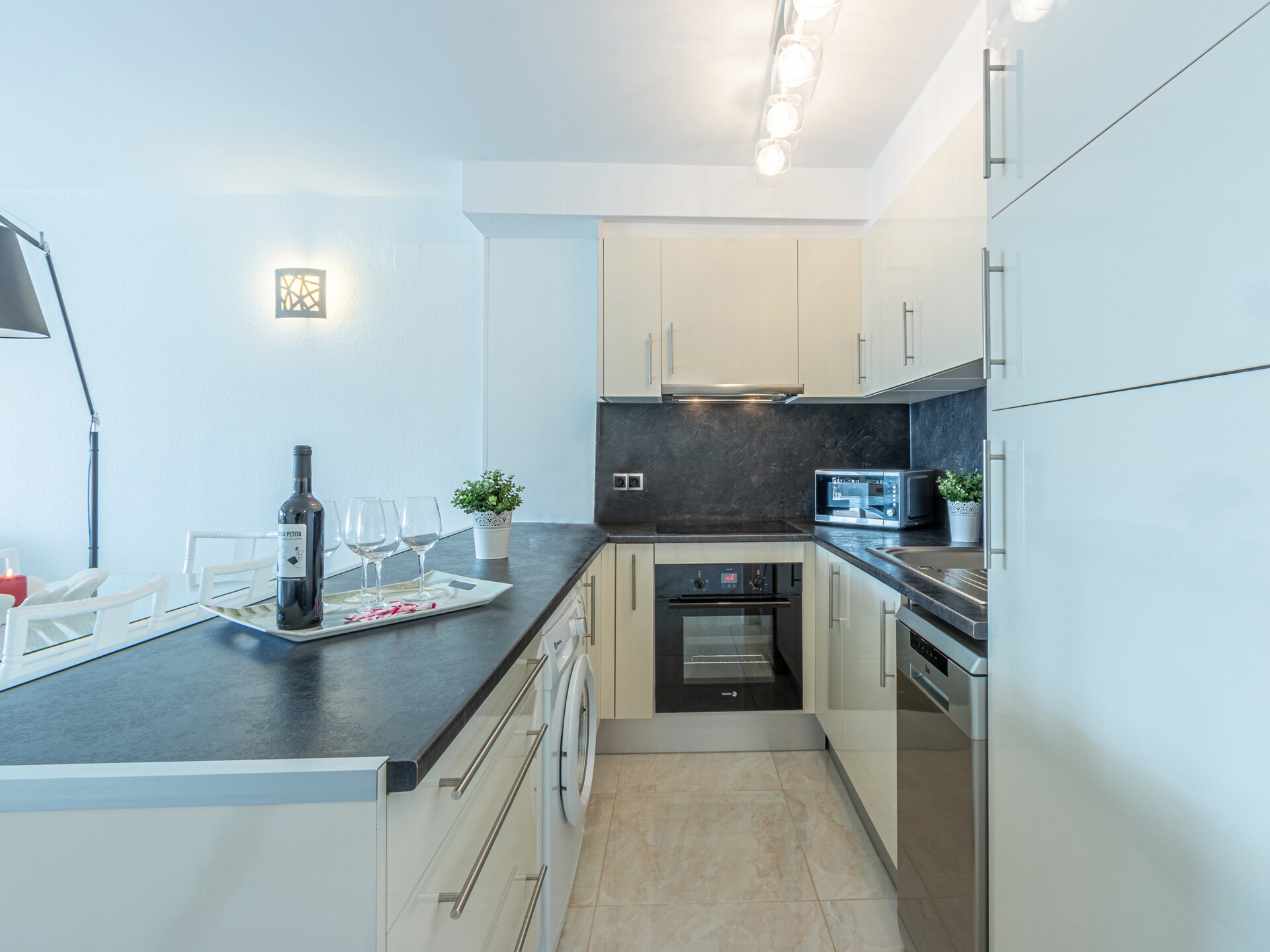 Kanaalzicht appartement in Empuriabrava – 2 slaapkamers, vlakbij strand - foto 3