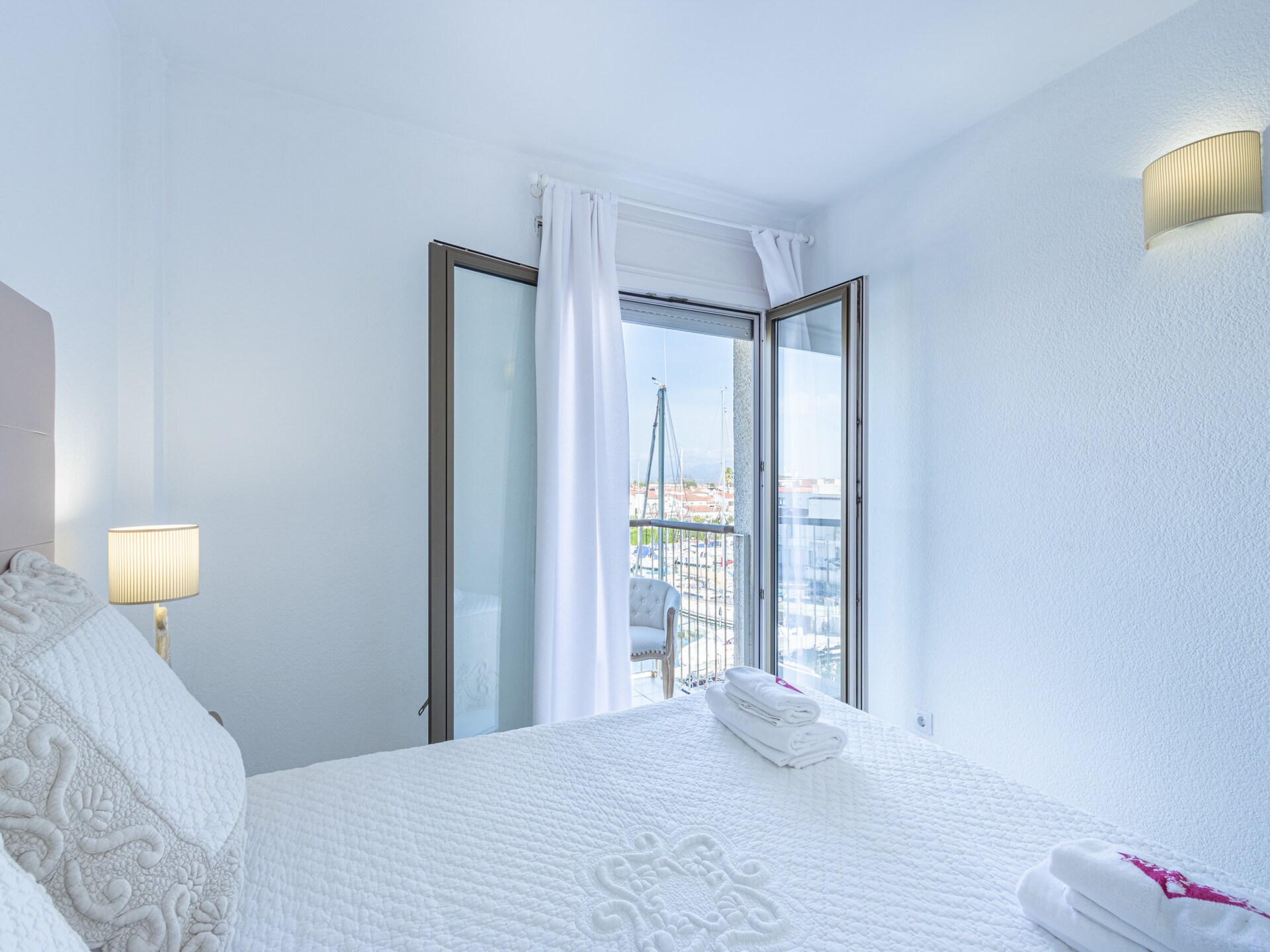 Kanaalzicht appartement in Empuriabrava – 2 slaapkamers, vlakbij strand - foto 10