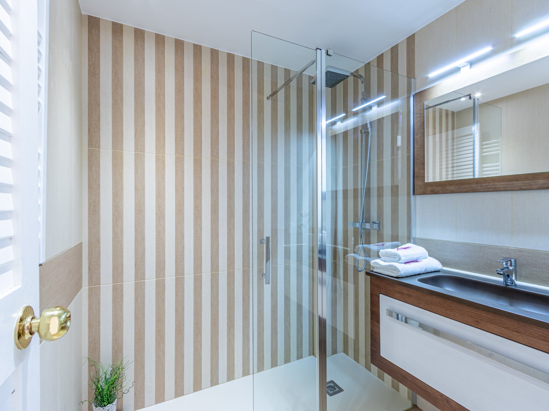 Kanaalzicht appartement in Empuriabrava – 2 slaapkamers, vlakbij strand - foto 15