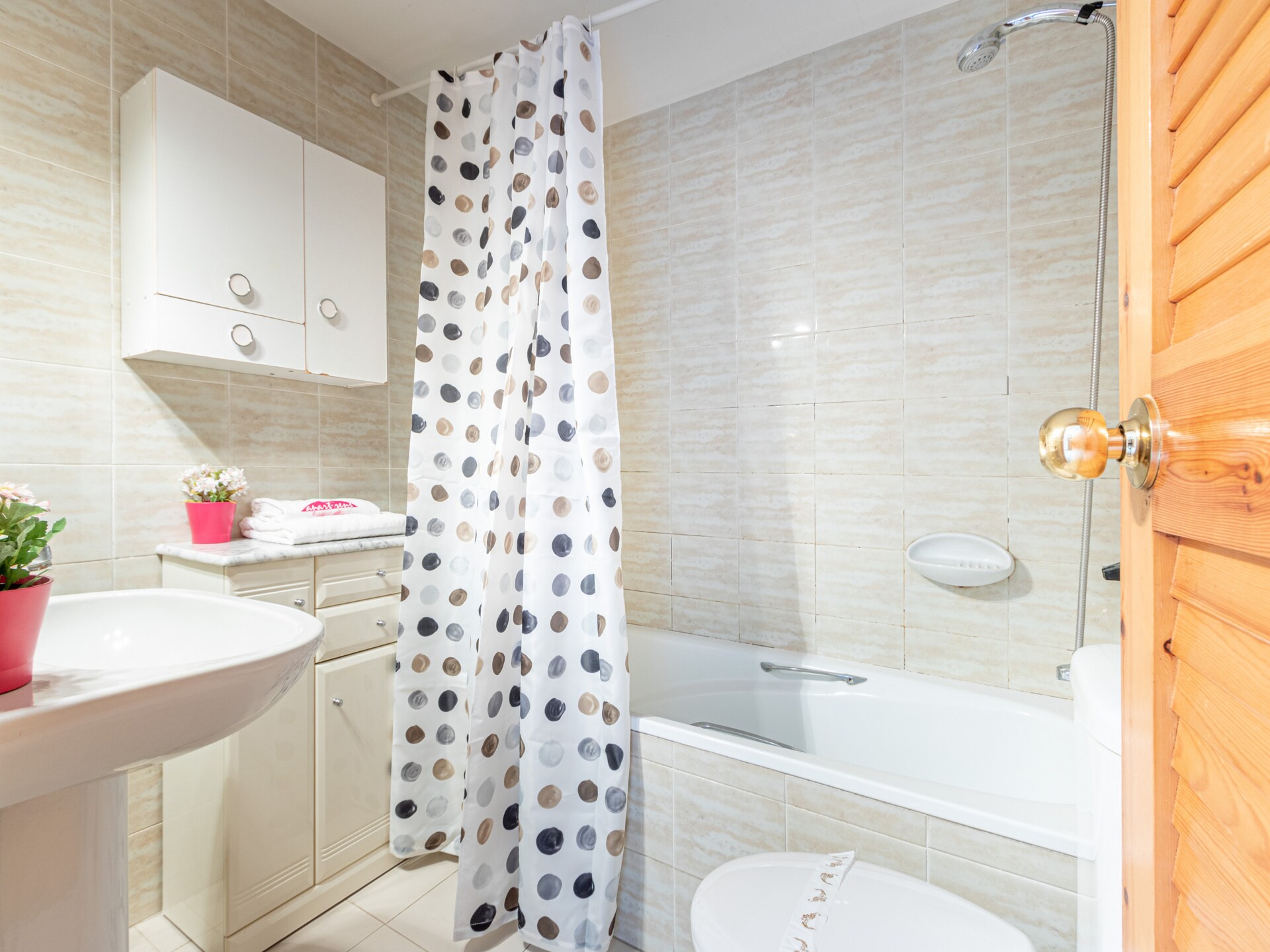 Op 1,0 km van het strand: Modern appartement in Empuriabrava - foto 16