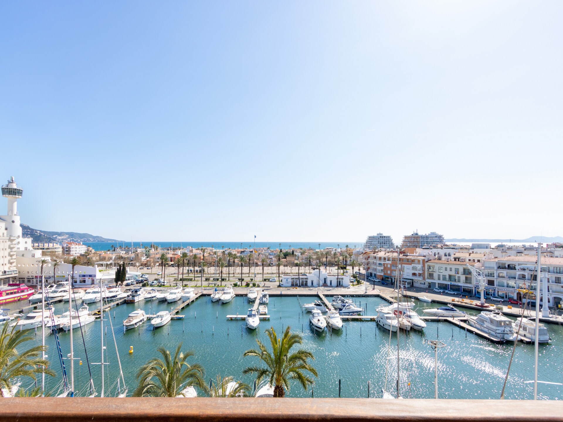 Op 1,0 km van het strand: Modern appartement in Empuriabrava - foto 25