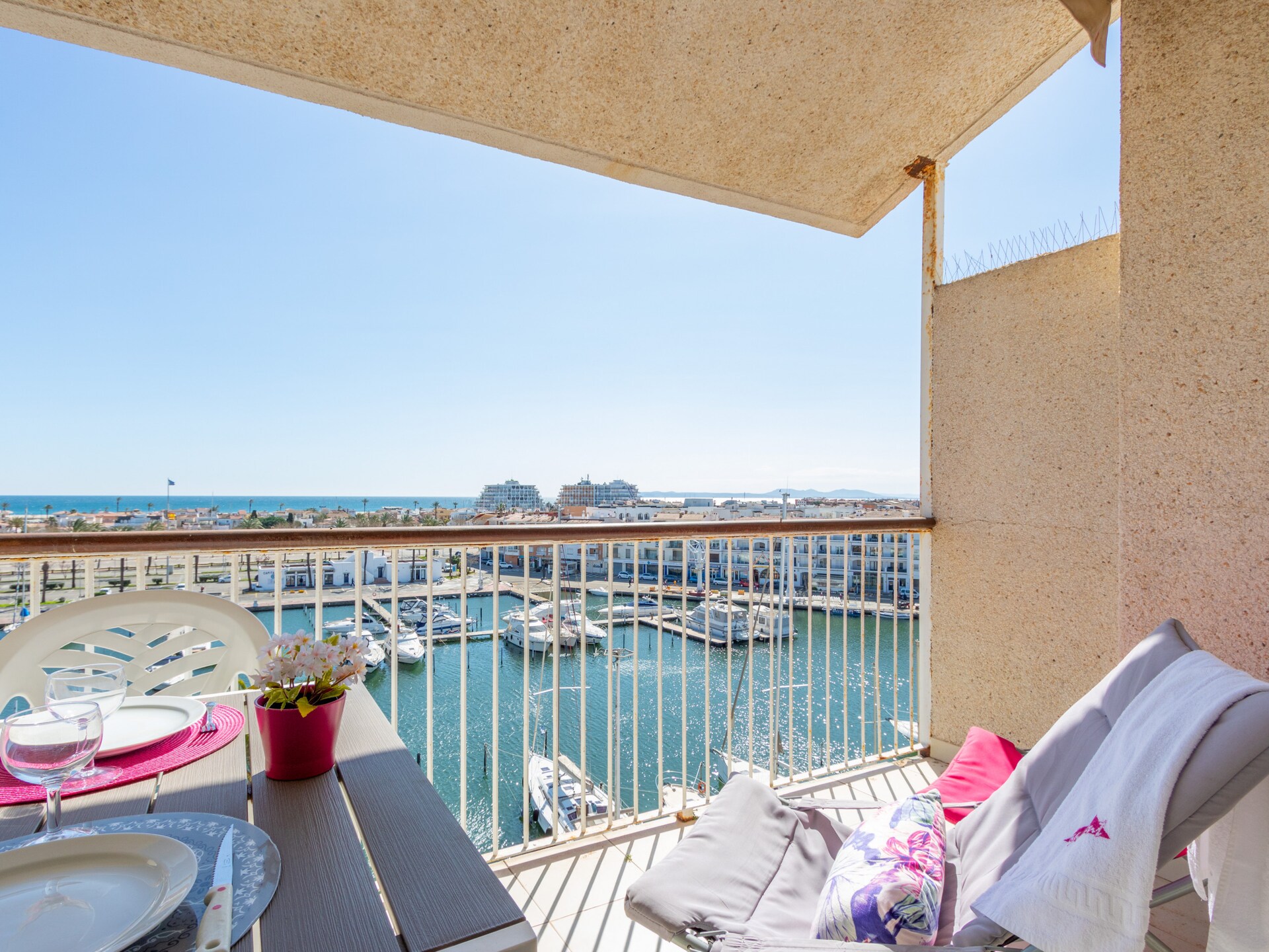 Op 1,0 km van het strand: Modern appartement in Empuriabrava - foto 34